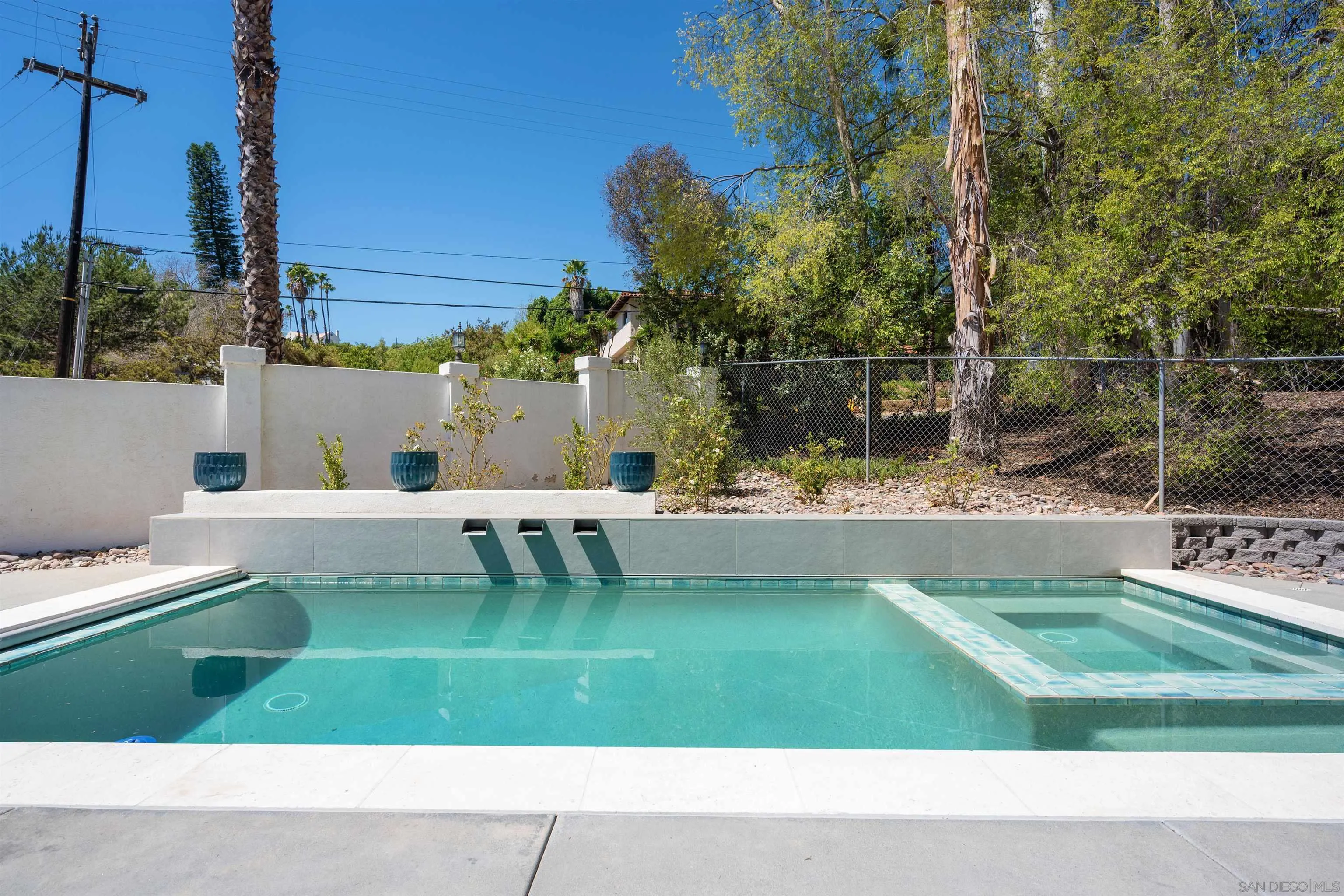 https://cdn.realtyfeed.com/cdn/127/260022382/1e621acd9367d7d048d2235e314f927c.webp