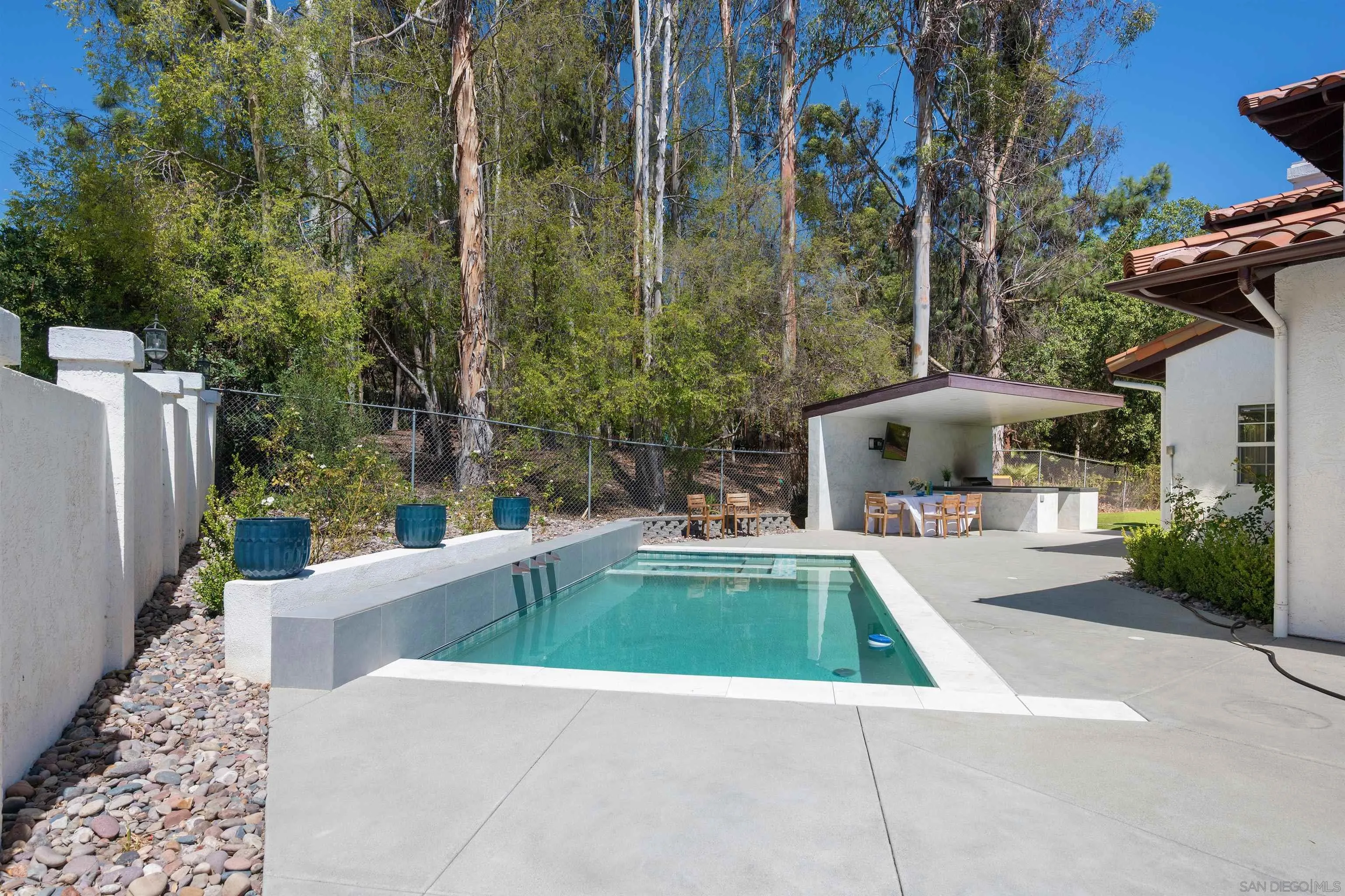 https://cdn.realtyfeed.com/cdn/127/260022382/9379d78058fd9c65cd07068c12204f26.webp