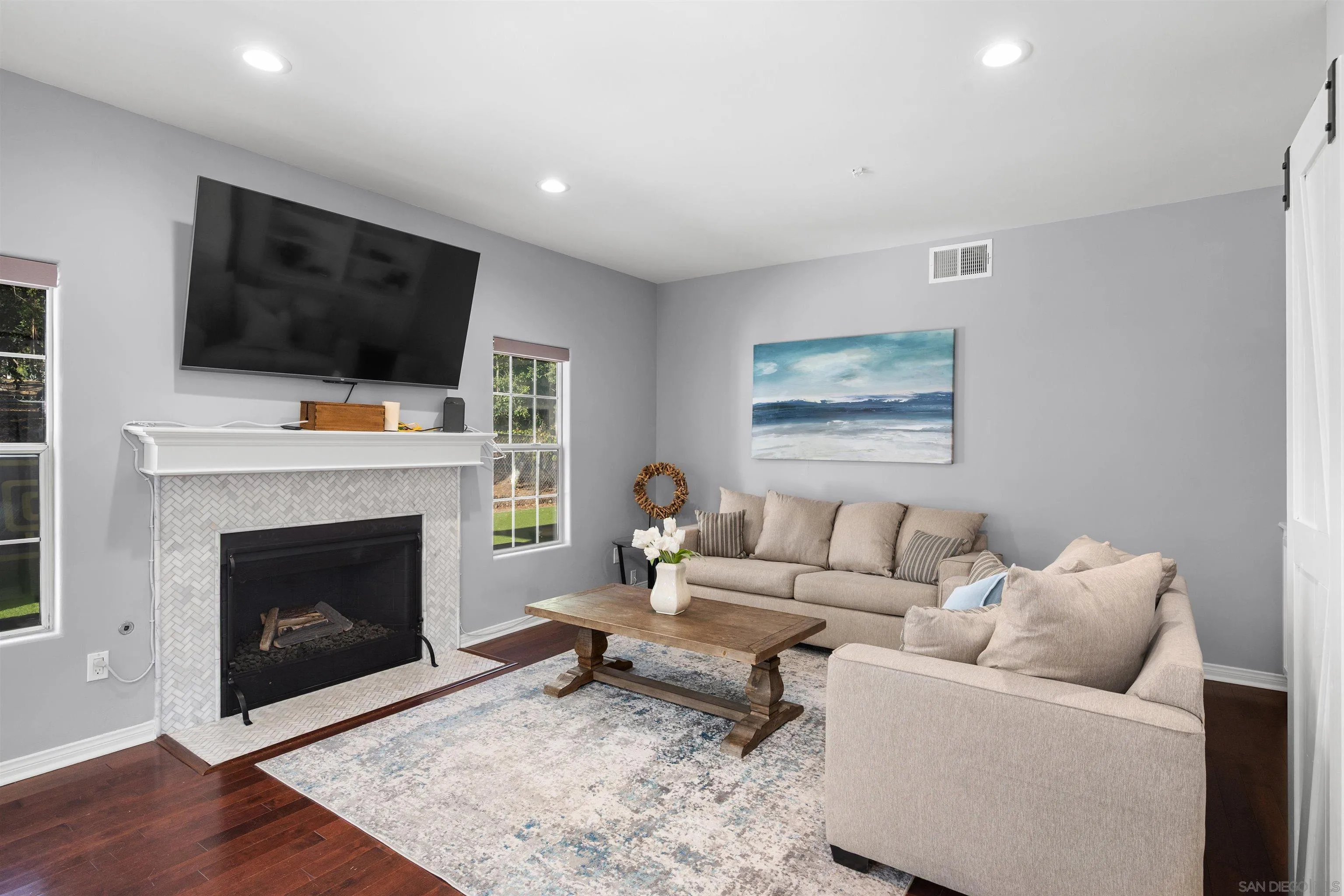 https://cdn.realtyfeed.com/cdn/127/260022382/9f5290a4d4c3dce14252af0ee13f5317.webp