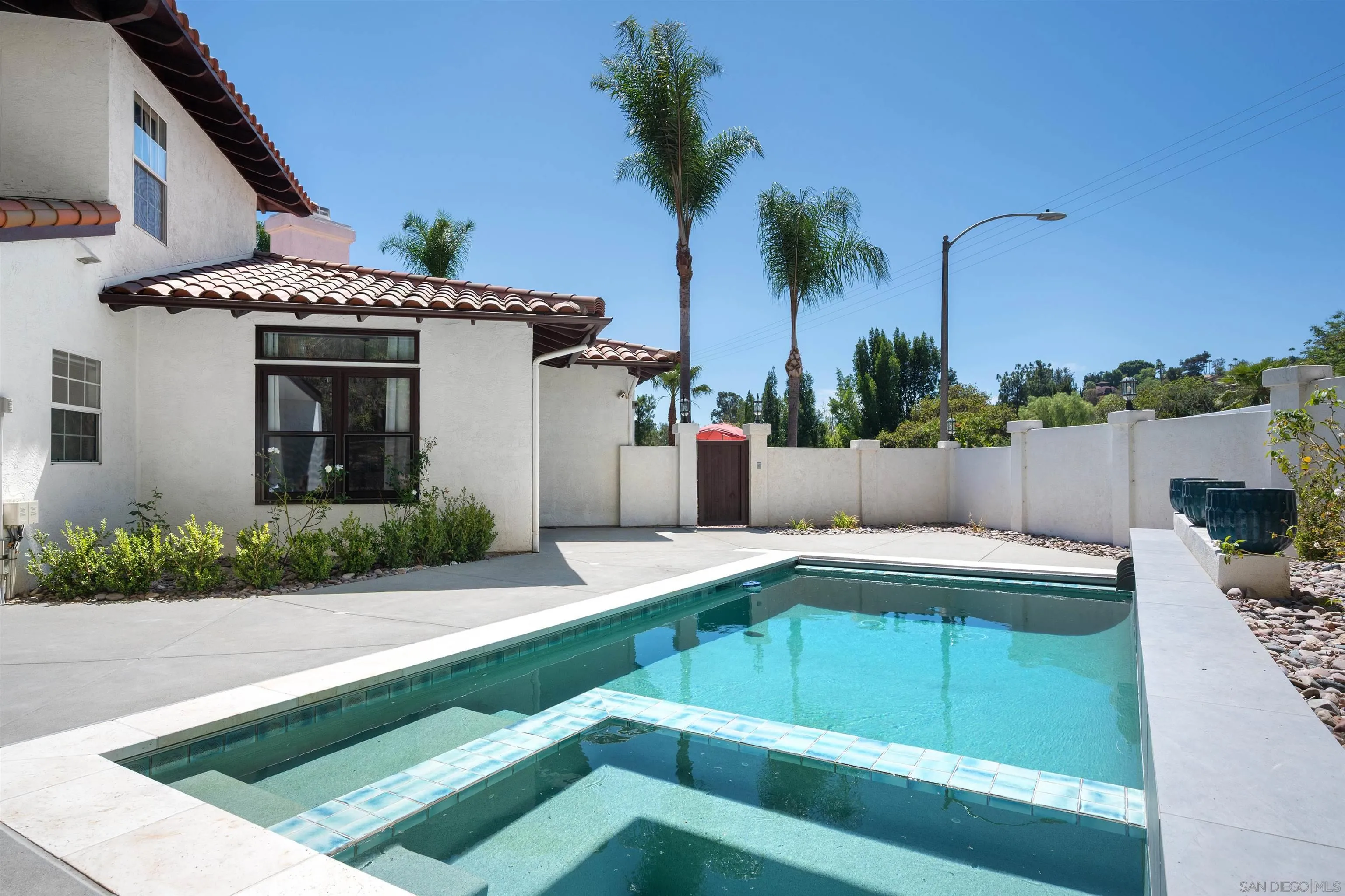 https://cdn.realtyfeed.com/cdn/127/260022382/cd70482d9e37eec4e0aa08530506b54a.webp
