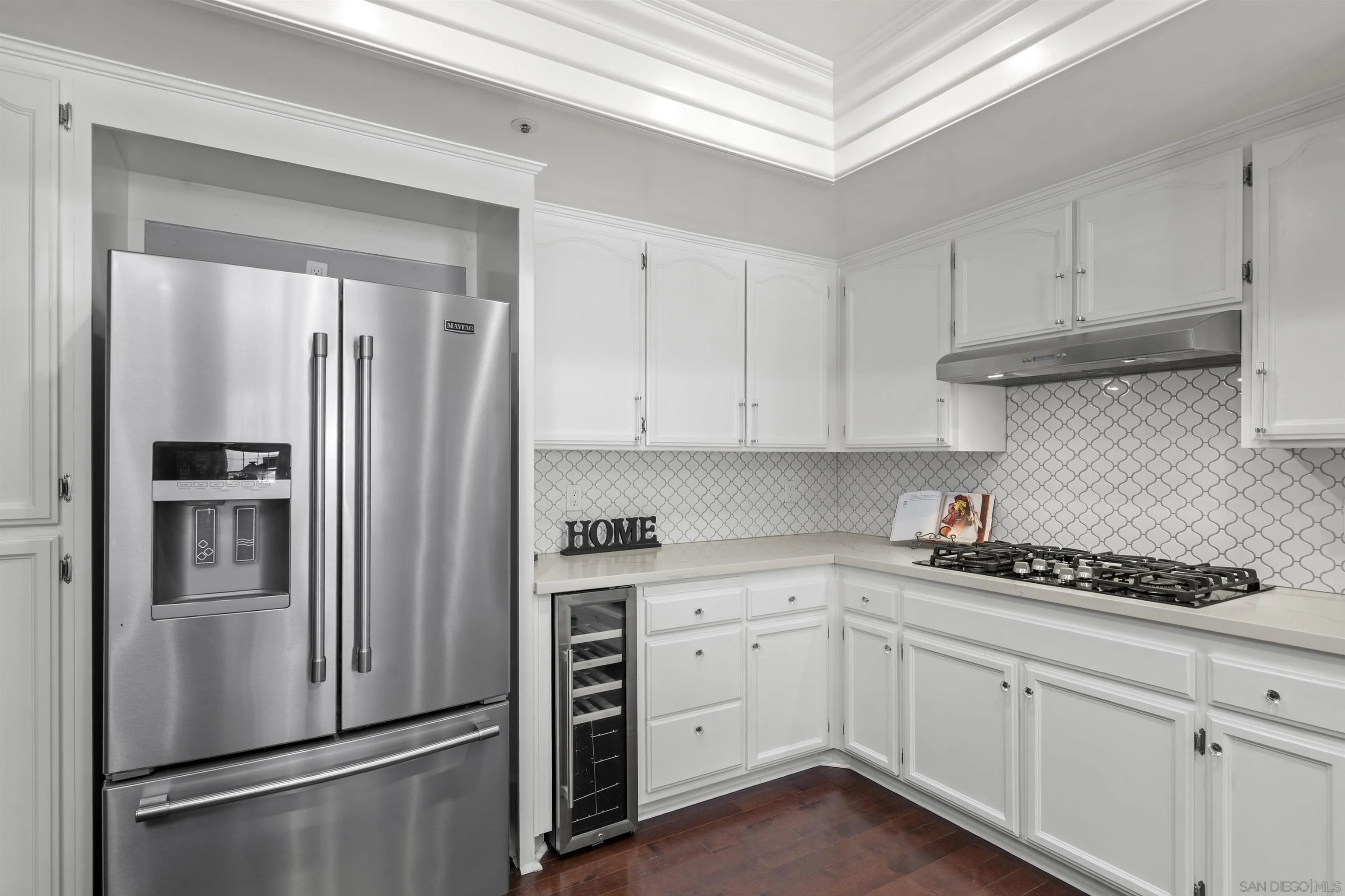 https://cdn.realtyfeed.com/cdn/127/260022382/f466c5f6c6506e70fd175ae29221a61d.webp