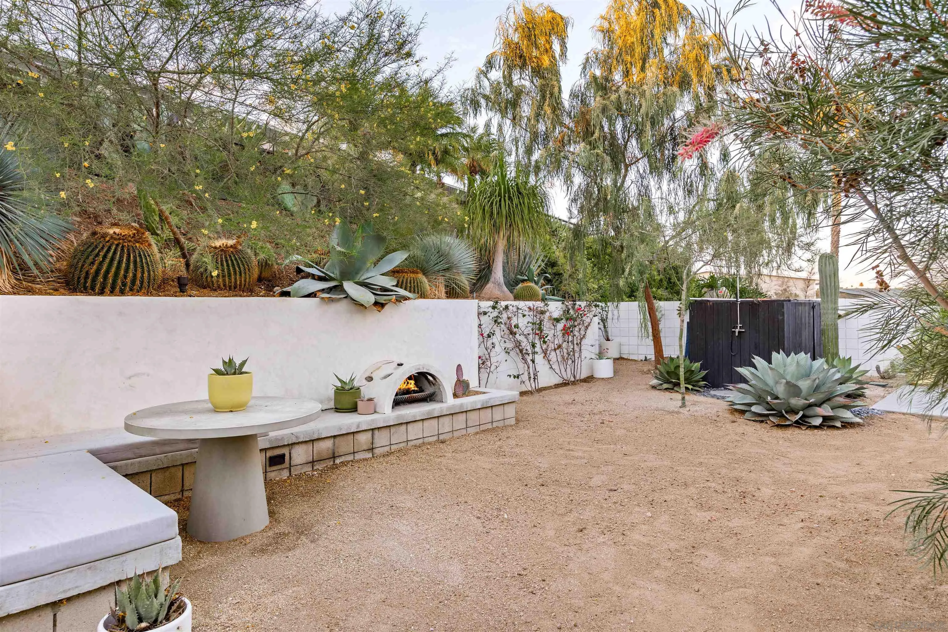 https://cdn.realtyfeed.com/cdn/127/260022383/320c69ce7f714a74d143038f0abc7c8e.webp