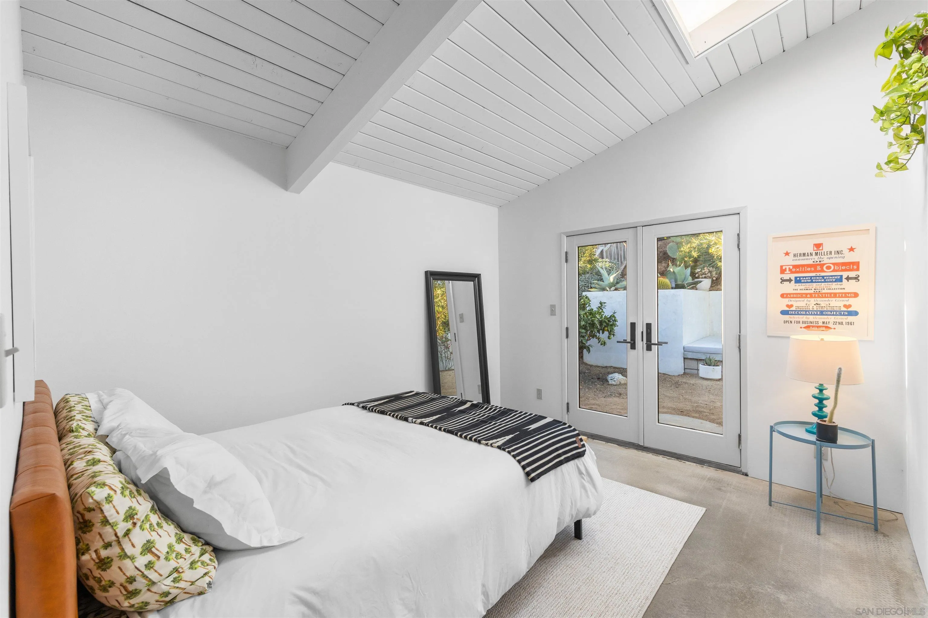https://cdn.realtyfeed.com/cdn/127/260022383/8b6a9c36ddb4cb2402fa25ed42d571f8.webp