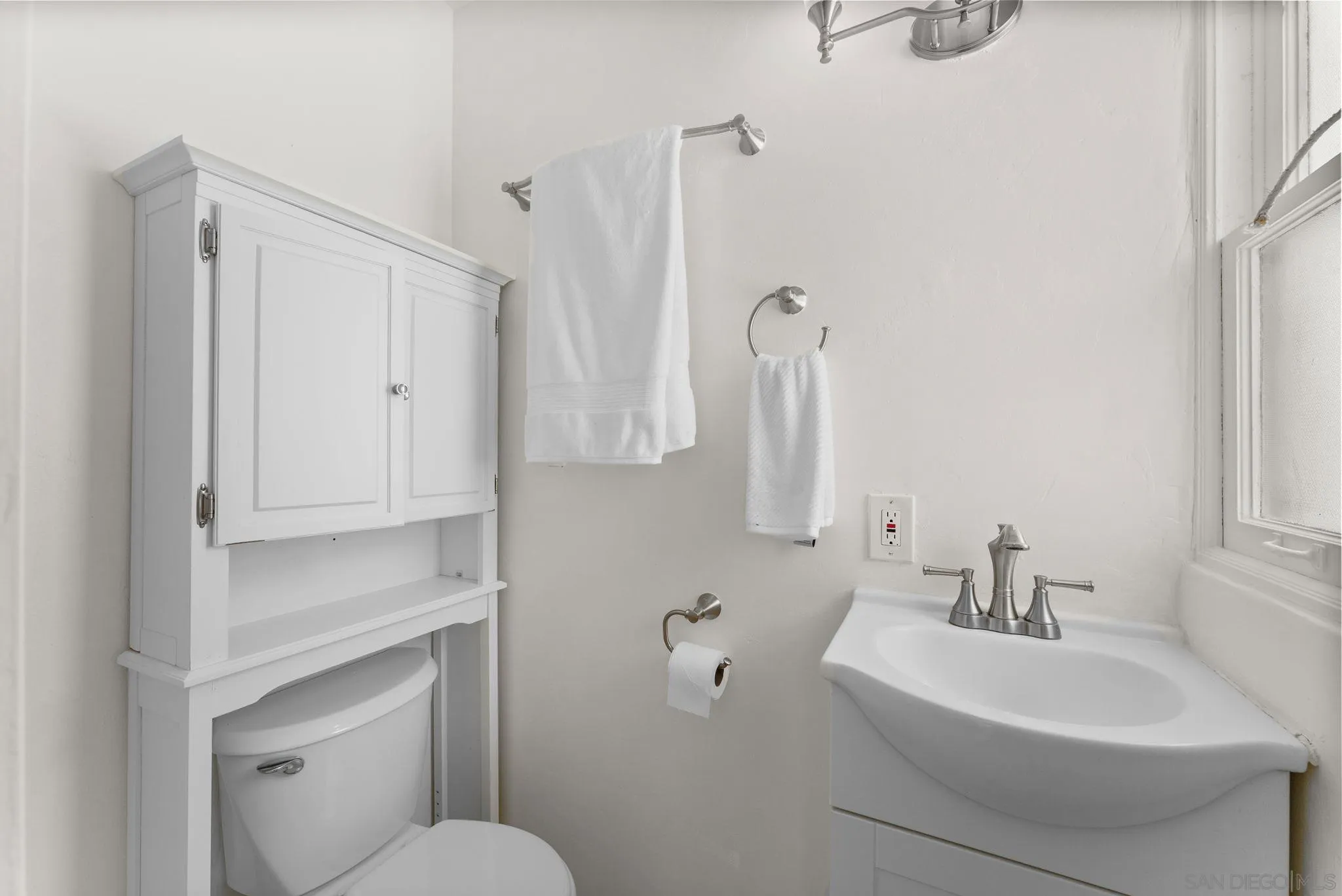 https://cdn.realtyfeed.com/cdn/127/260022386/d15bd8a015d2fe7d8f123270b018ae7b.webp