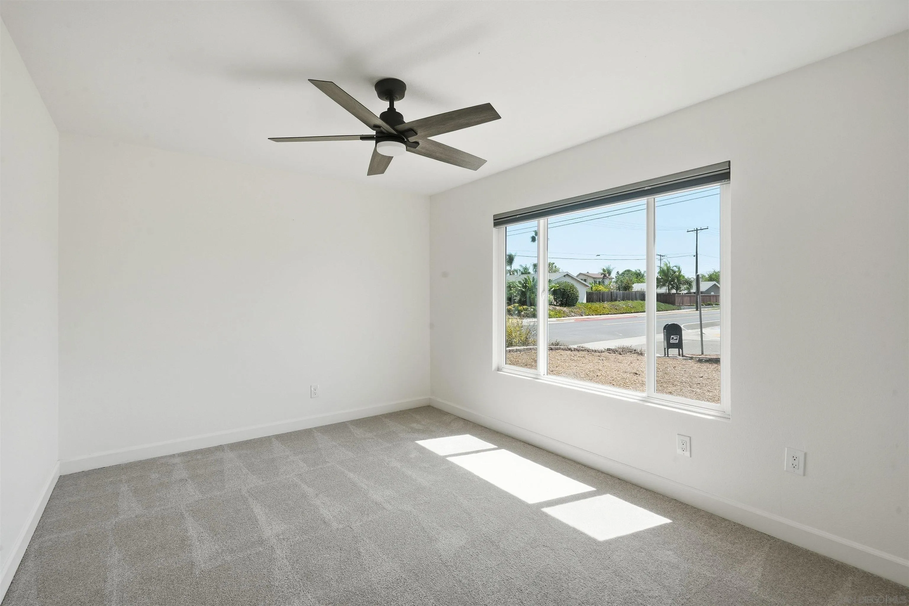 https://cdn.realtyfeed.com/cdn/127/260022392/40b9378a49121840791f6090a5d8ed23.webp
