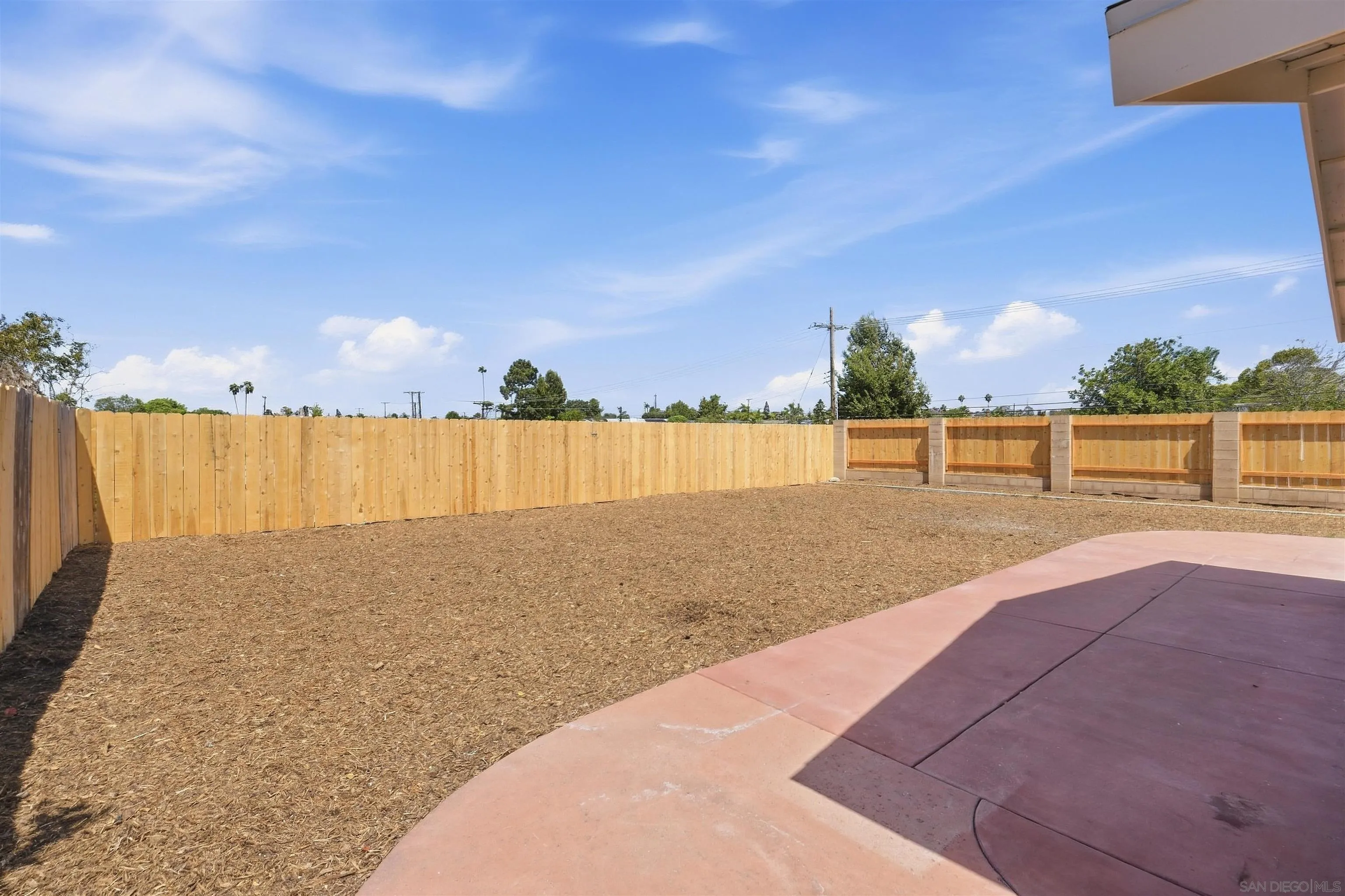 https://cdn.realtyfeed.com/cdn/127/260022392/52f7974bd3f05fbc454e91b0c597ec6d.webp