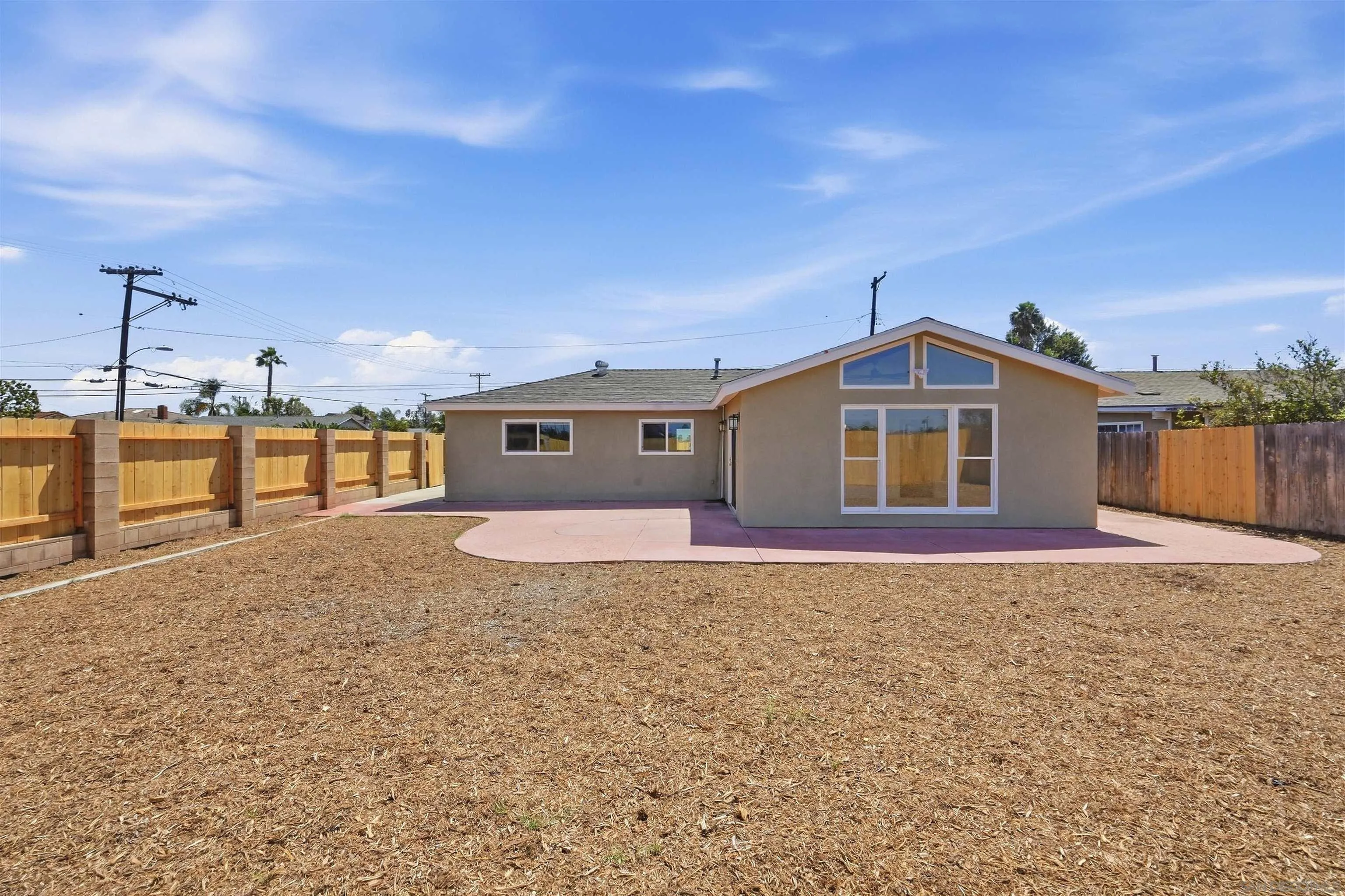 https://cdn.realtyfeed.com/cdn/127/260022392/82adfa0c8efbdfd9107c0e64e3f90d4a.webp