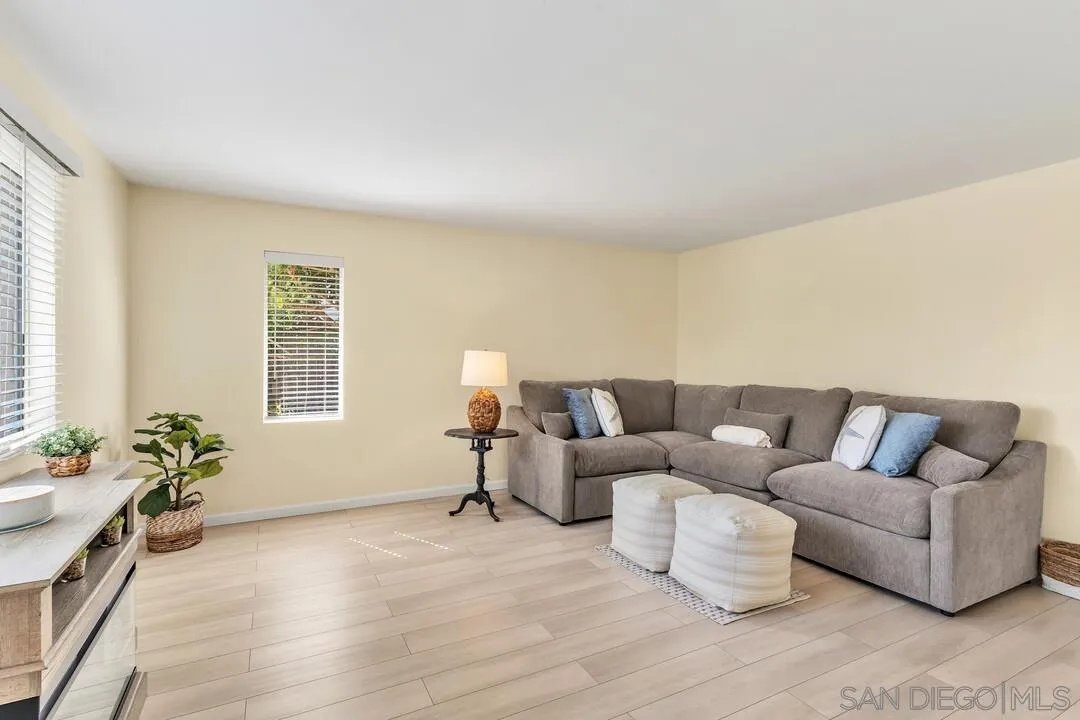 190 Evergreen Ave, Imperial Beach, CA 91932, photo 17