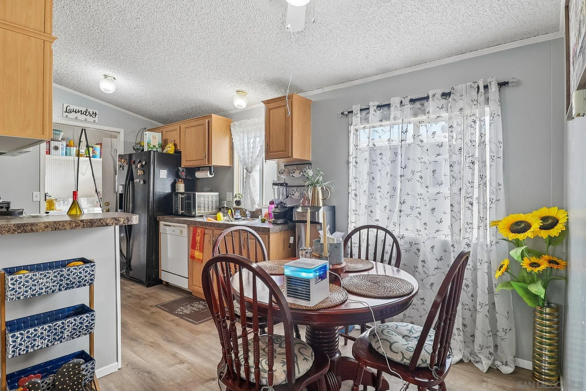 https://cdn.realtyfeed.com/cdn/127/260022402/27828f75cf739819bb8f4668bcbe8a60.webp