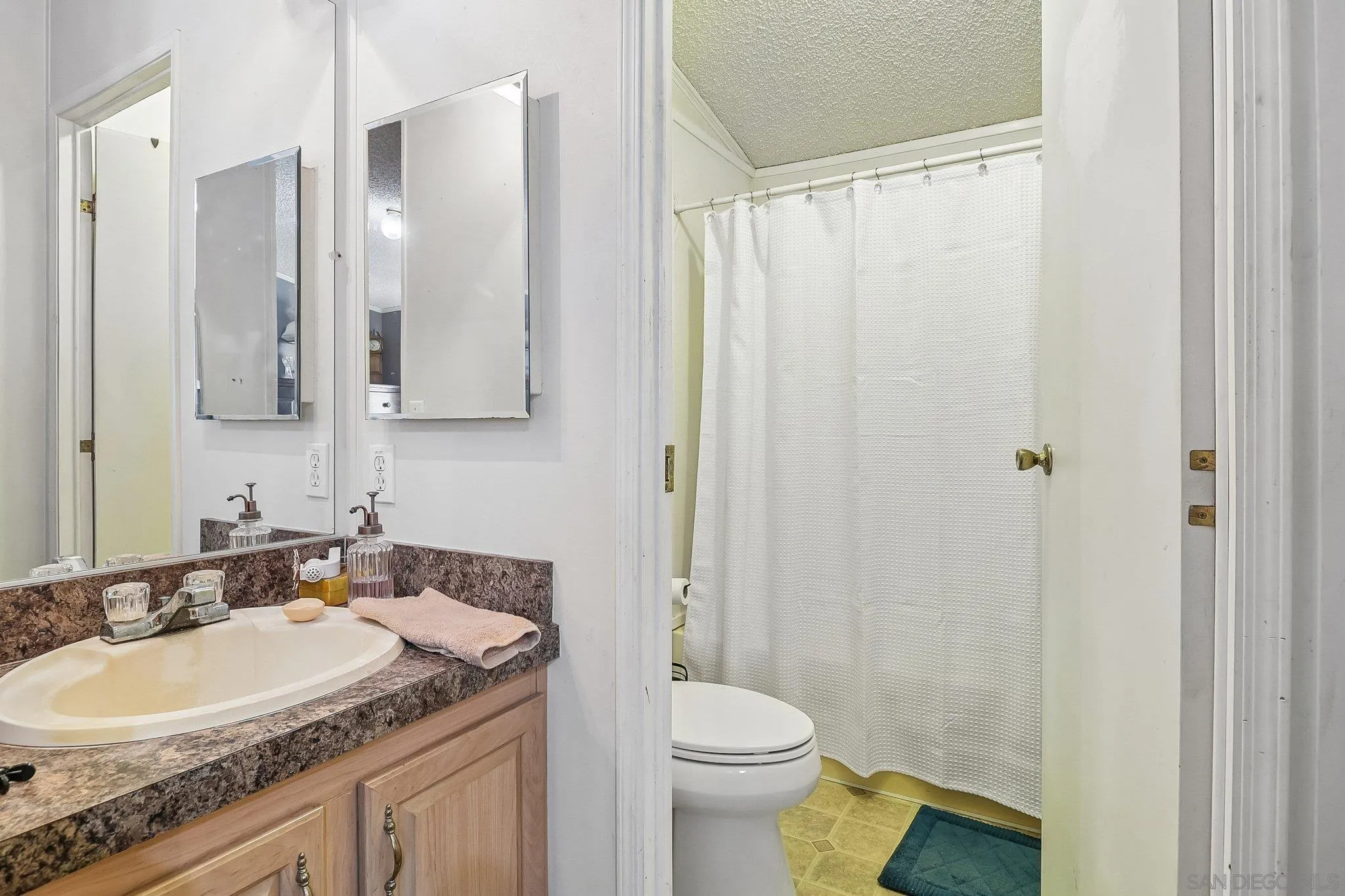 https://cdn.realtyfeed.com/cdn/127/260022402/4ac678d8e025719b989274082d1baa2b.webp