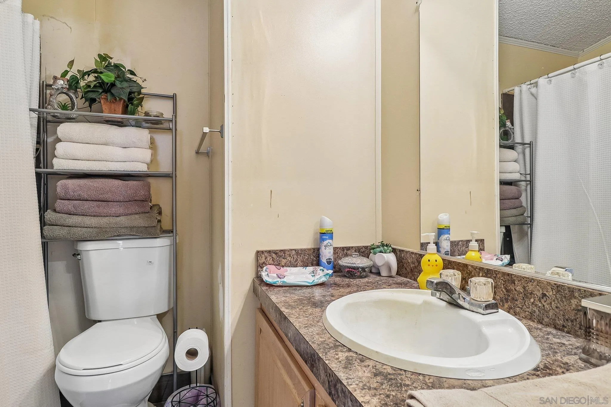 https://cdn.realtyfeed.com/cdn/127/260022402/5ebccc749591bdcf2c0bd82845ce4c9e.webp