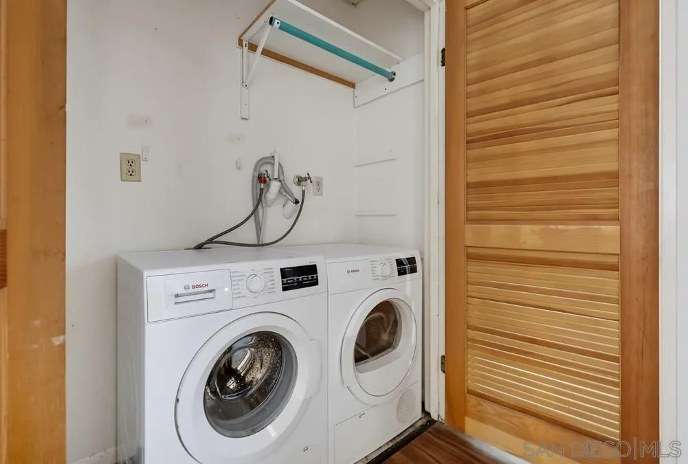 https://cdn.realtyfeed.com/cdn/127/260022419/60068e36906ba71aca3cf97dda64ff1e.webp