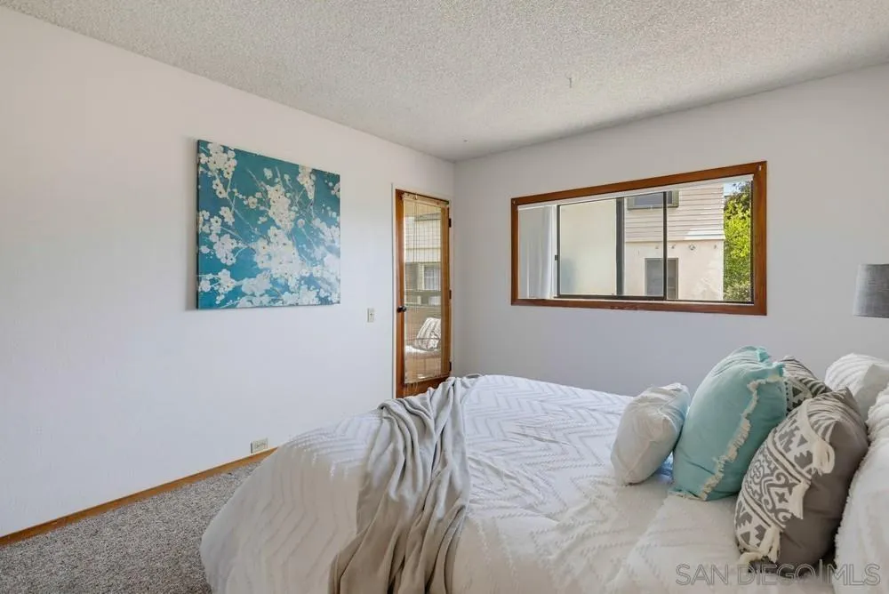 https://cdn.realtyfeed.com/cdn/127/260022419/8715648c2c2d01b321e87980fe58e13b.webp