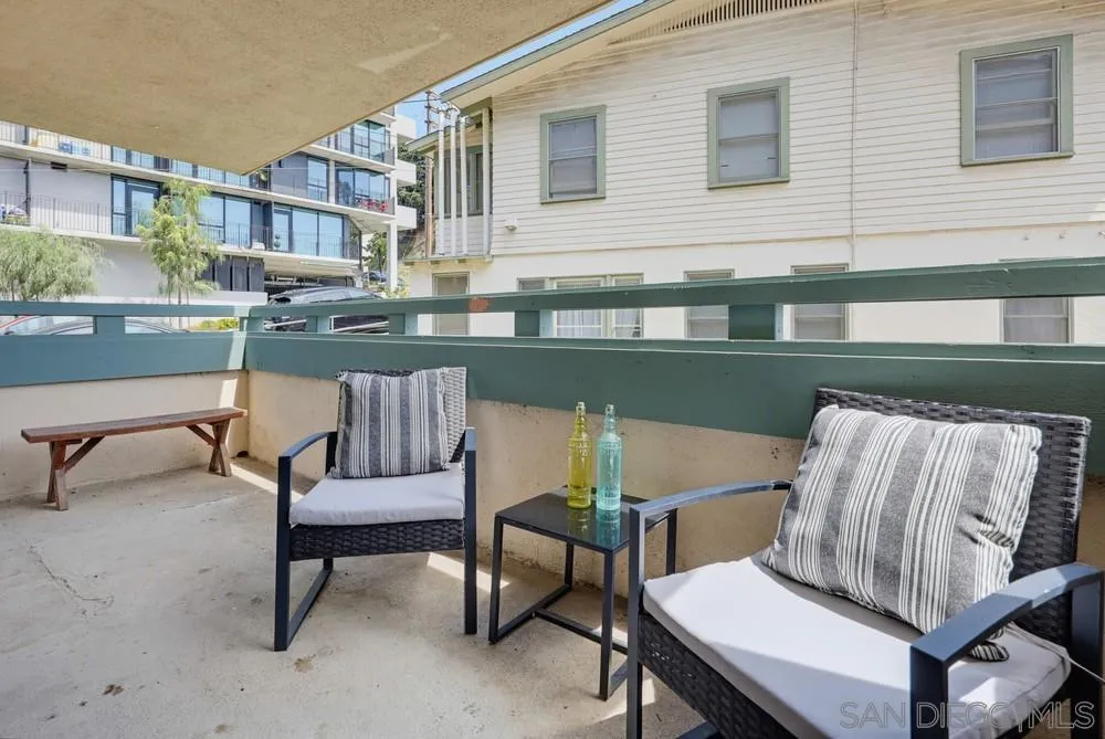 https://cdn.realtyfeed.com/cdn/127/260022419/92ef0655482fb33e0a6c0faa262351ab.webp