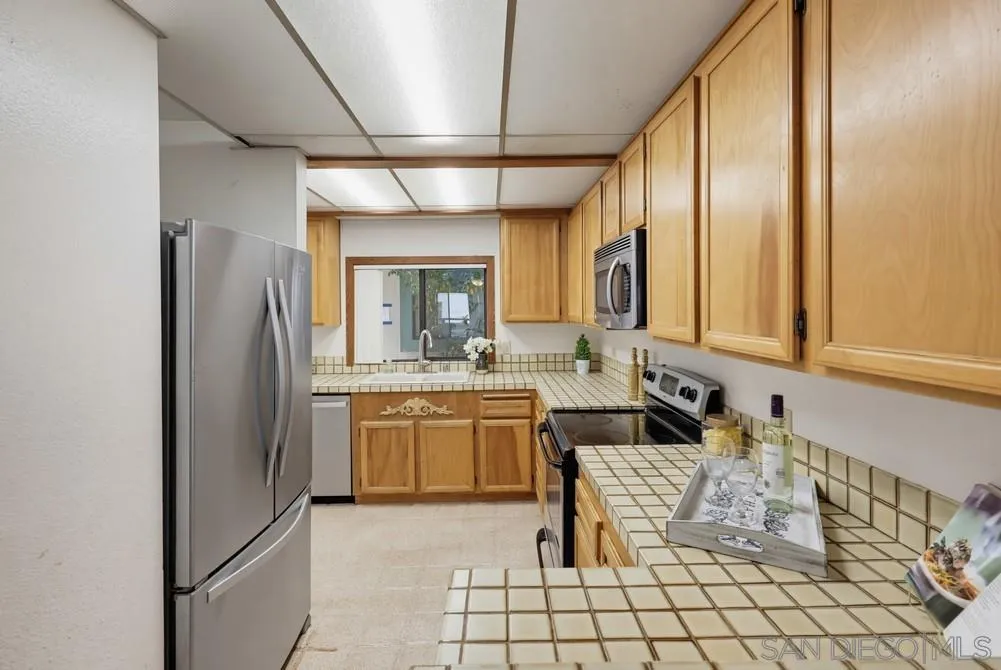 https://cdn.realtyfeed.com/cdn/127/260022419/d423c02c7ffde36cd81629857caa5ce4.webp