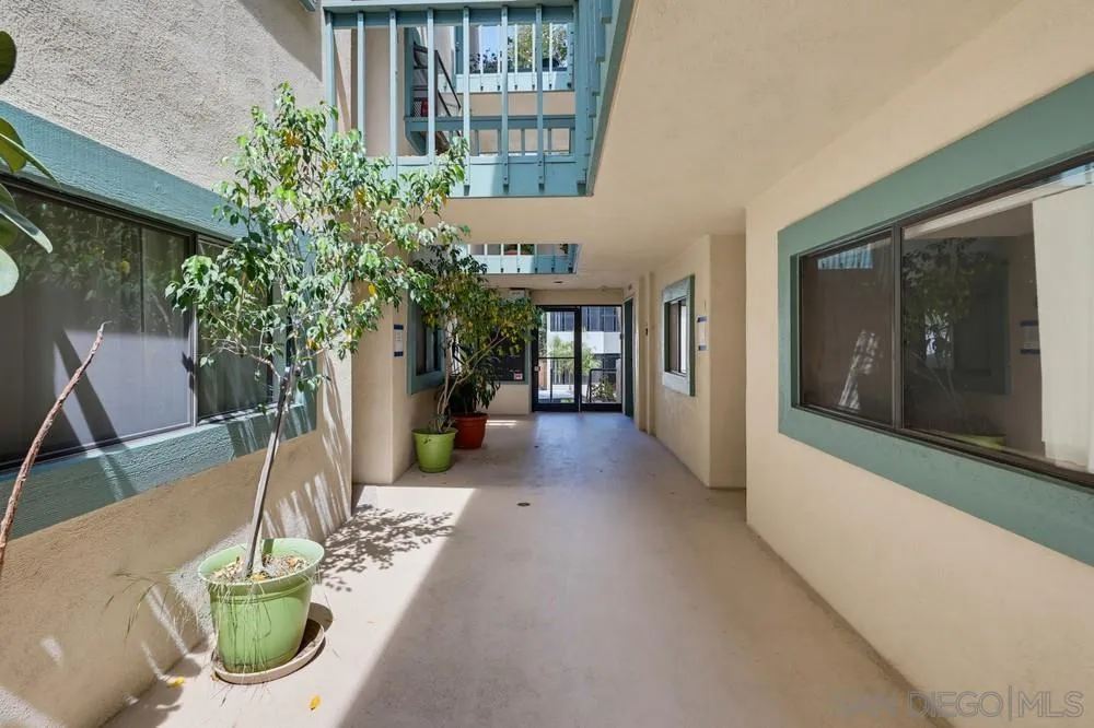 https://cdn.realtyfeed.com/cdn/127/260022419/e401c405fc5ee413a31155b4fe1546a9.webp