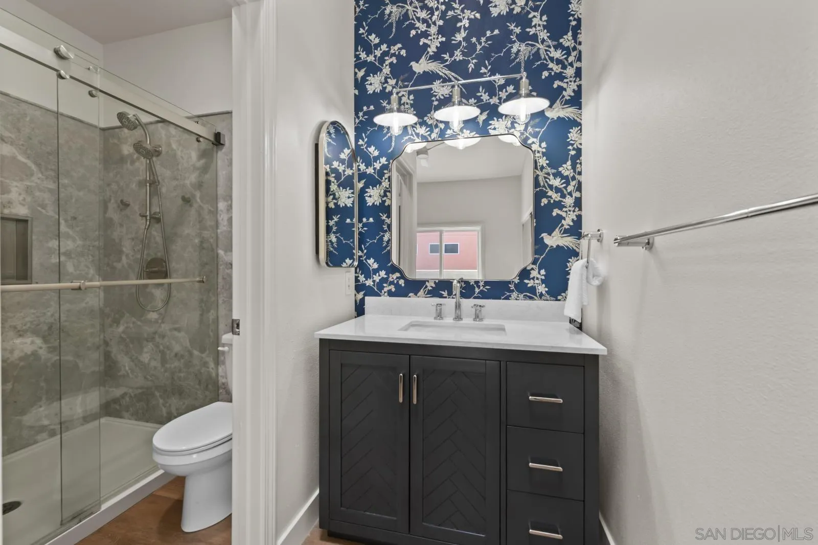 https://cdn.realtyfeed.com/cdn/127/260022421/ac75d5cad2f9acde3a9a760c340af2bb.webp