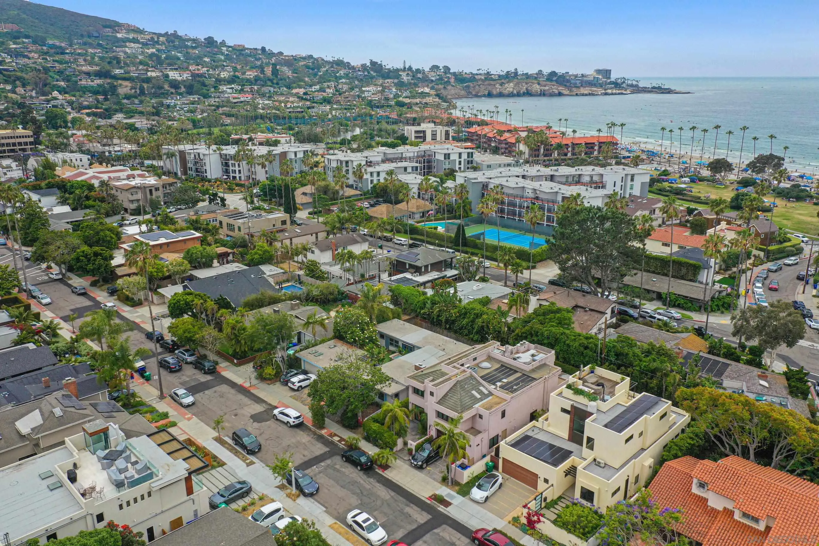 https://cdn.realtyfeed.com/cdn/127/260022424/53ffe56c8f38a06315ee83bf2dfd4b0d.webp
