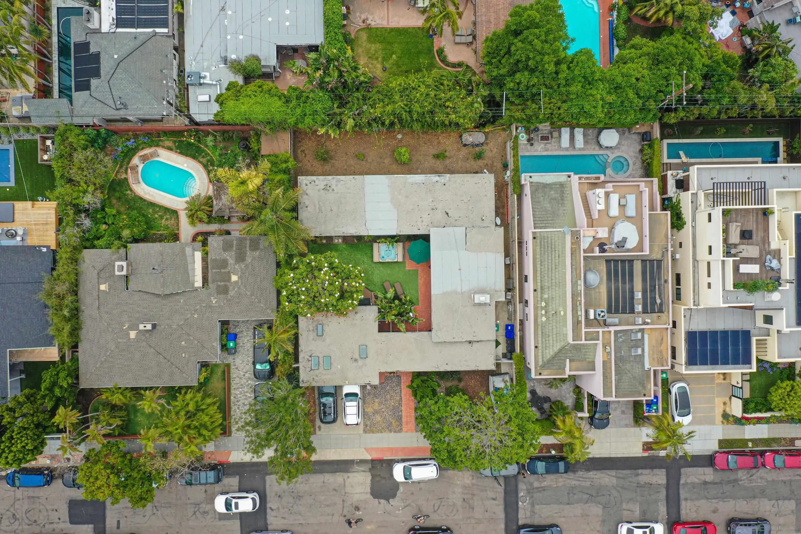 https://cdn.realtyfeed.com/cdn/127/260022424/fb6fec0aab5b6b77aabe093490ef144b.webp