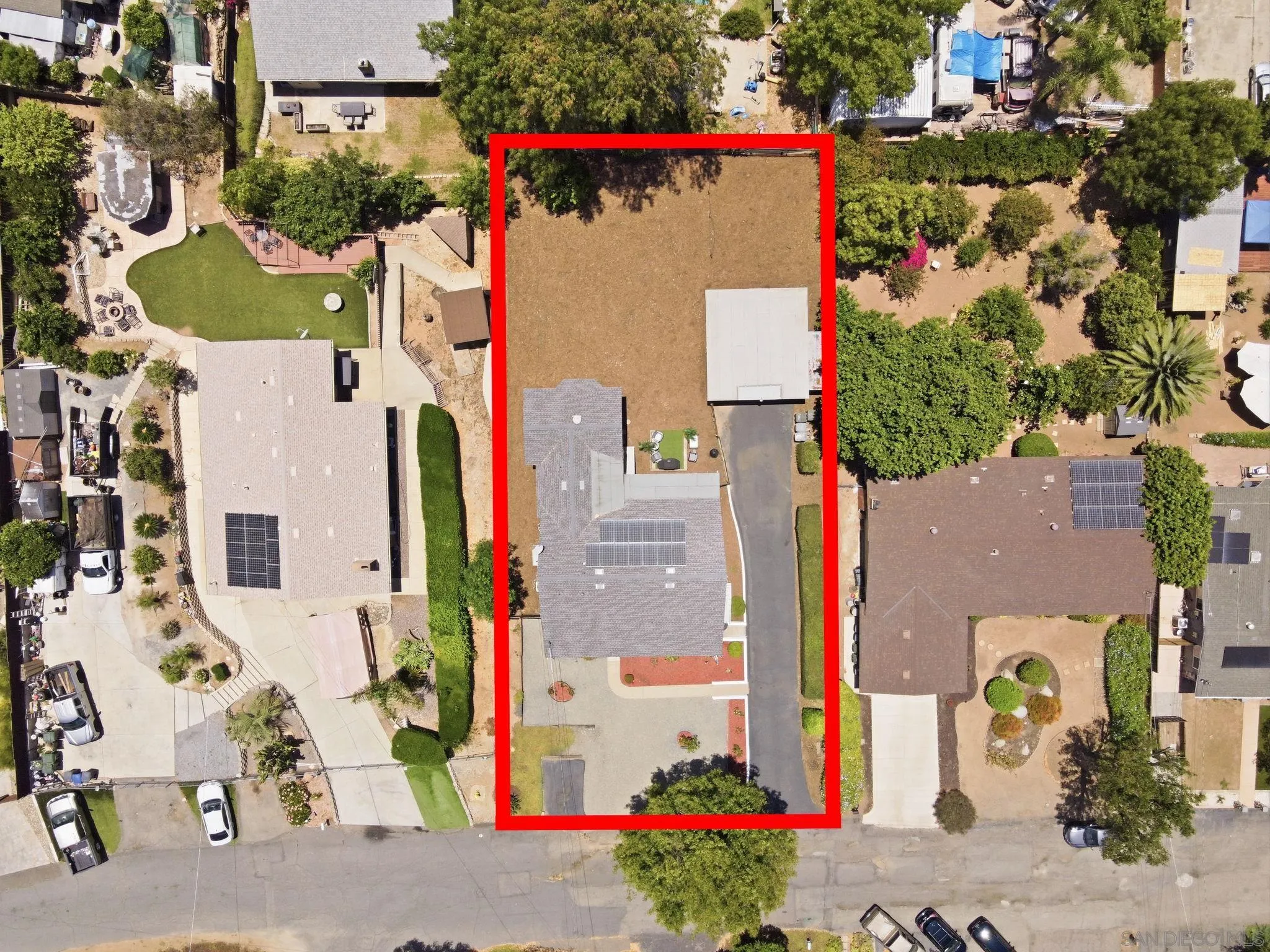 https://cdn.realtyfeed.com/cdn/127/260022427/7c5350f5124c1b3dff16995b8416ba2a.webp