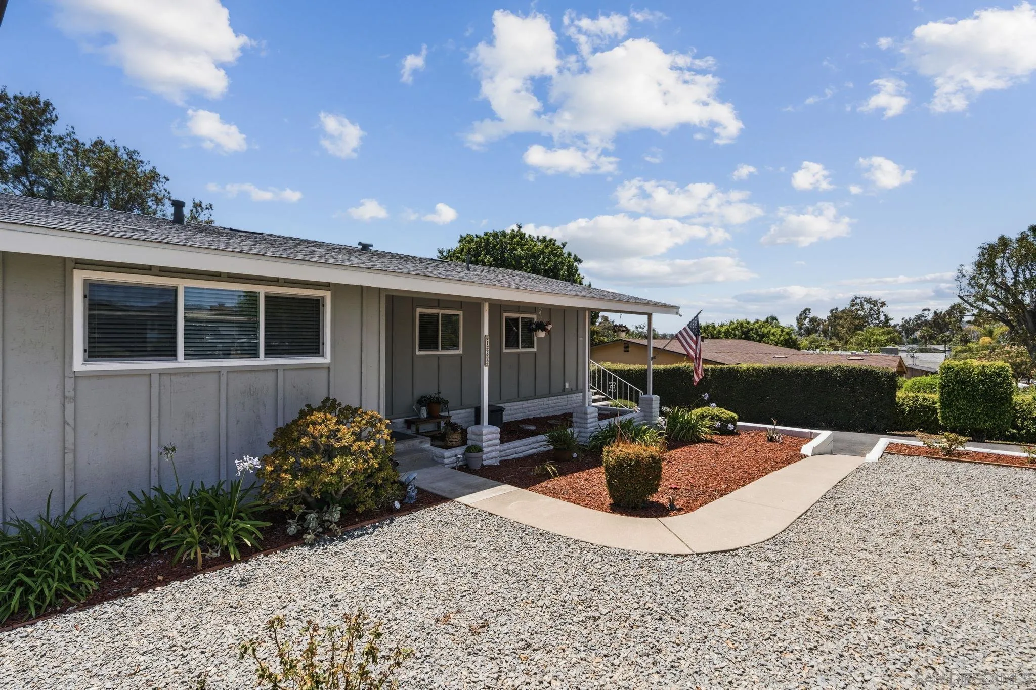 https://cdn.realtyfeed.com/cdn/127/260022427/9f6308c635e5aea15401d6287282e9ec.webp