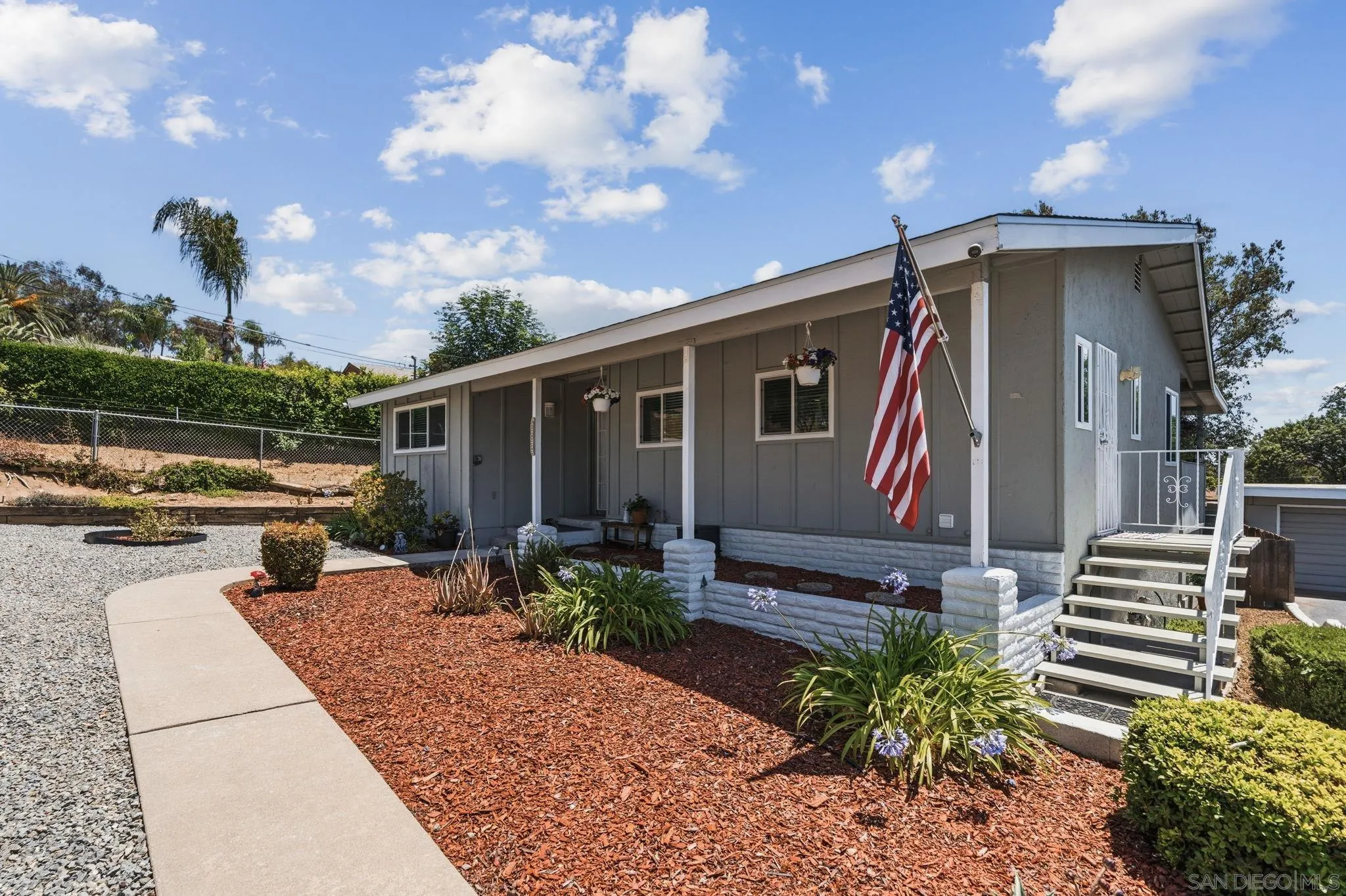 https://cdn.realtyfeed.com/cdn/127/260022427/ab998b71f4b99b92c2096a6dd24d1a6d.webp