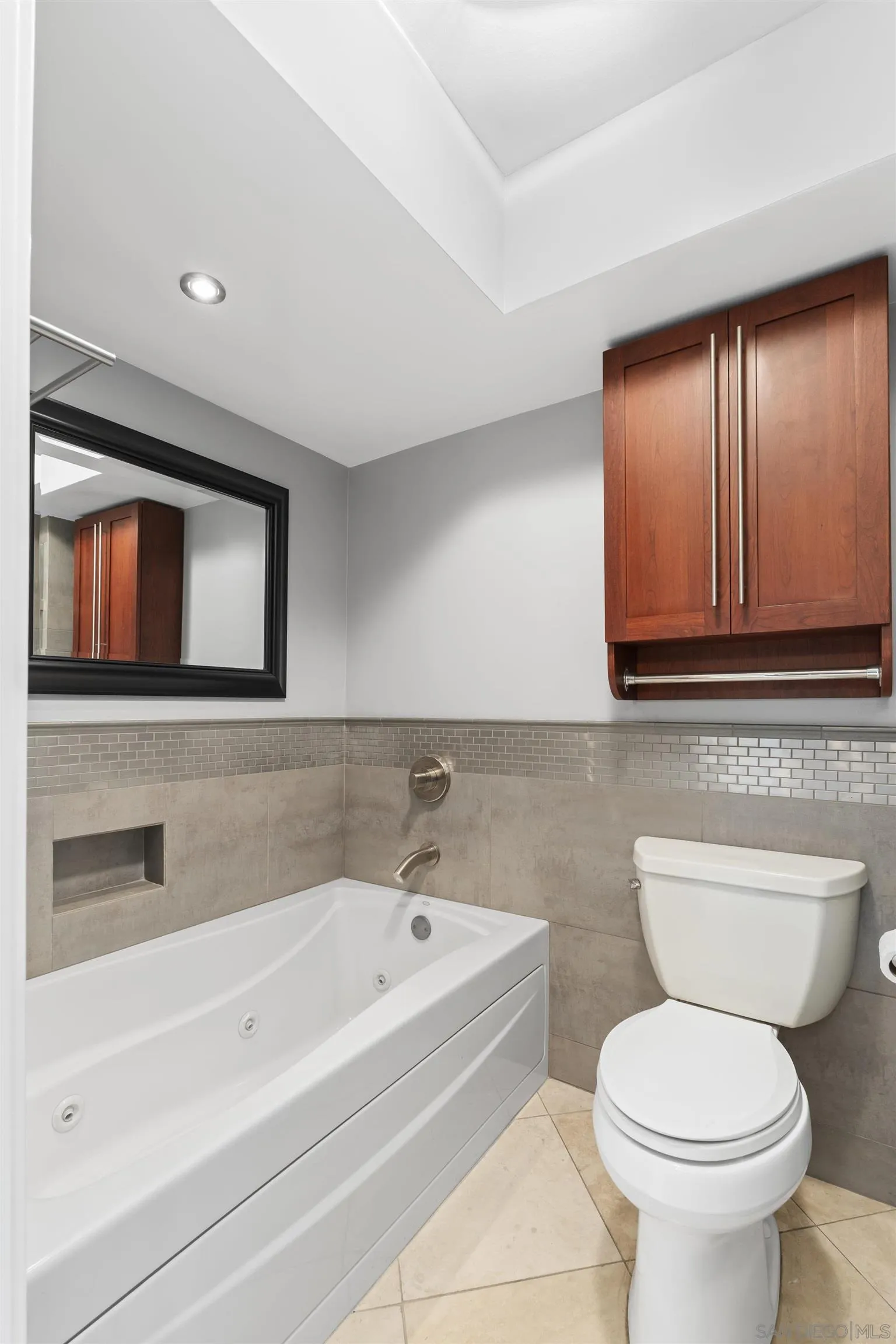 https://cdn.realtyfeed.com/cdn/127/260022429/bf91bb341634744806b3bdcbc8182589.webp