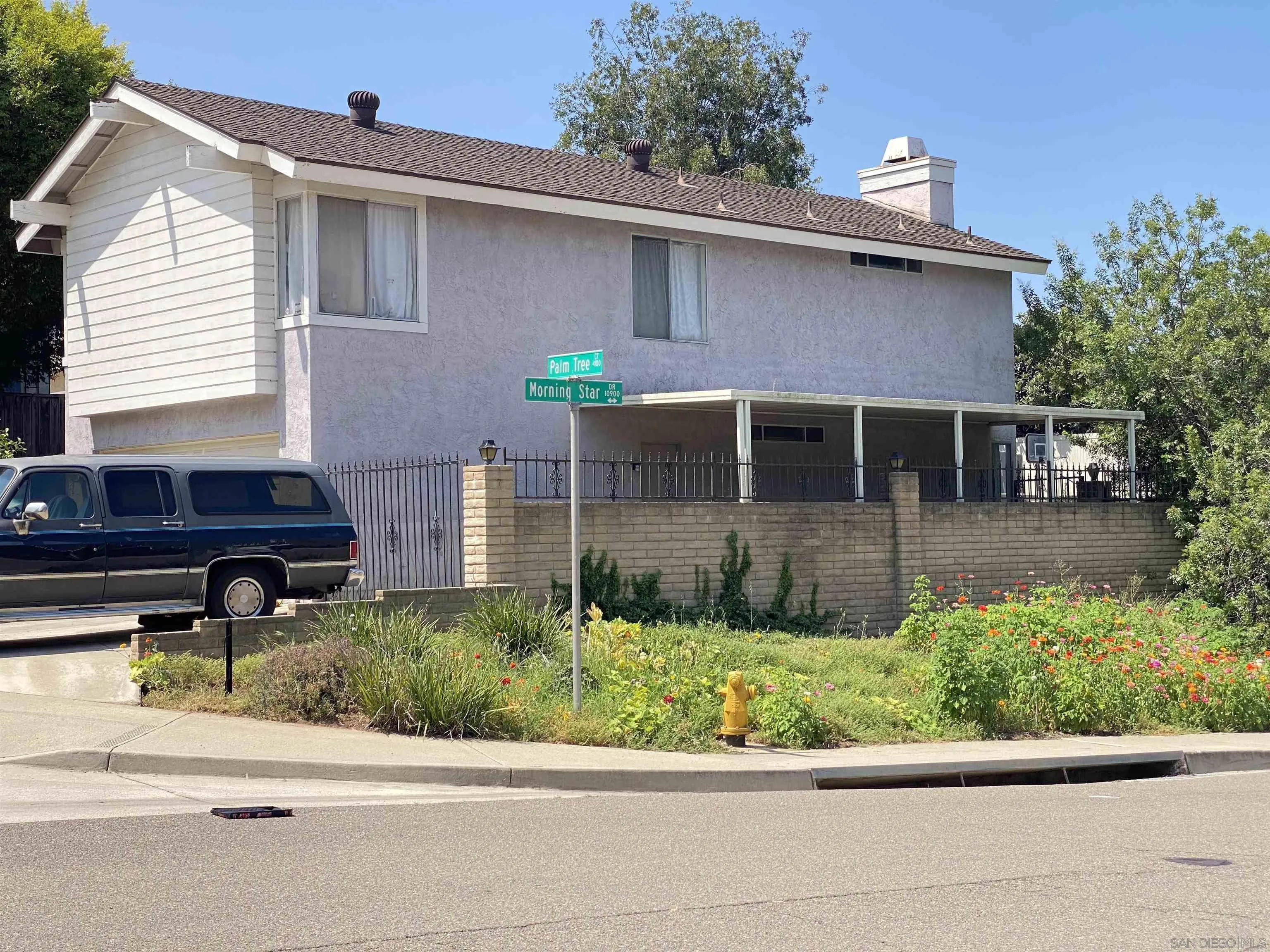 https://cdn.realtyfeed.com/cdn/127/260022430/703829b07548c8ab19495f98ebae8b36.webp