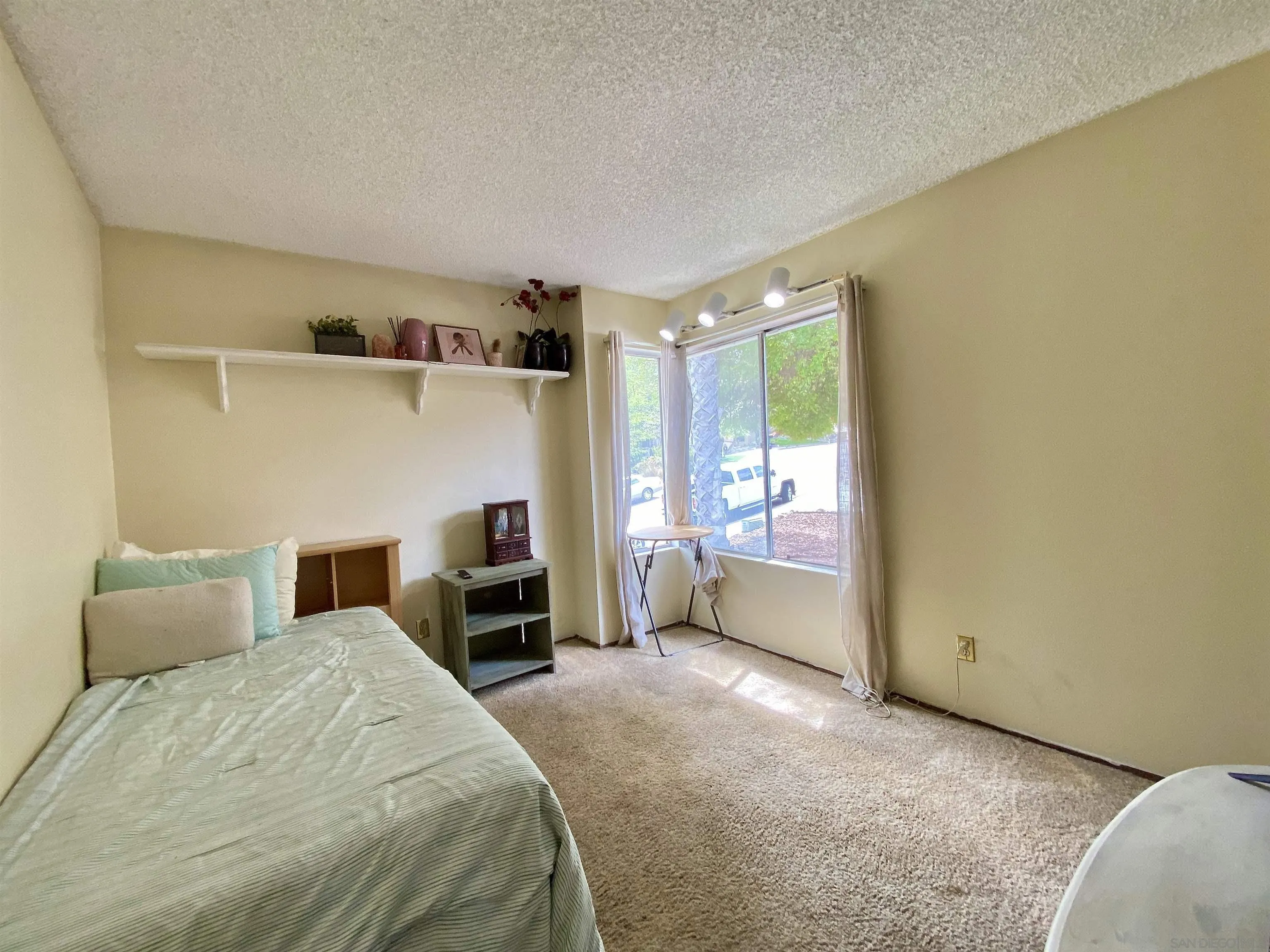https://cdn.realtyfeed.com/cdn/127/260022430/f660531374e769ddddbe27eea0ce455a.webp