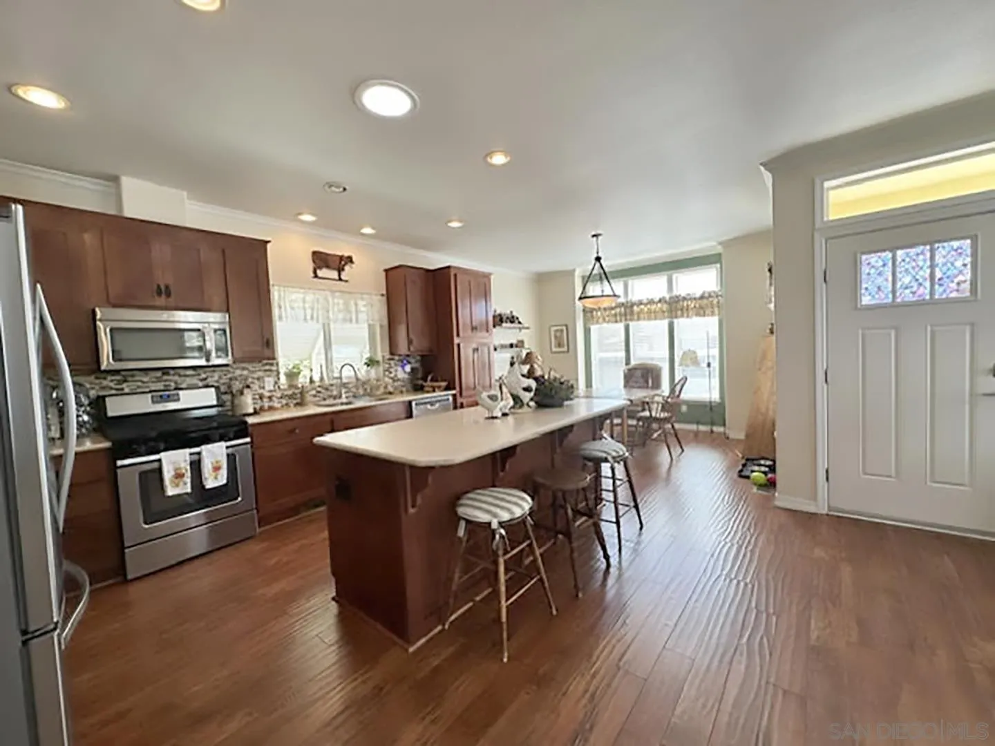 https://cdn.realtyfeed.com/cdn/127/260022440/0cbfab2a0e81807ae6269d88d2ab127f.webp