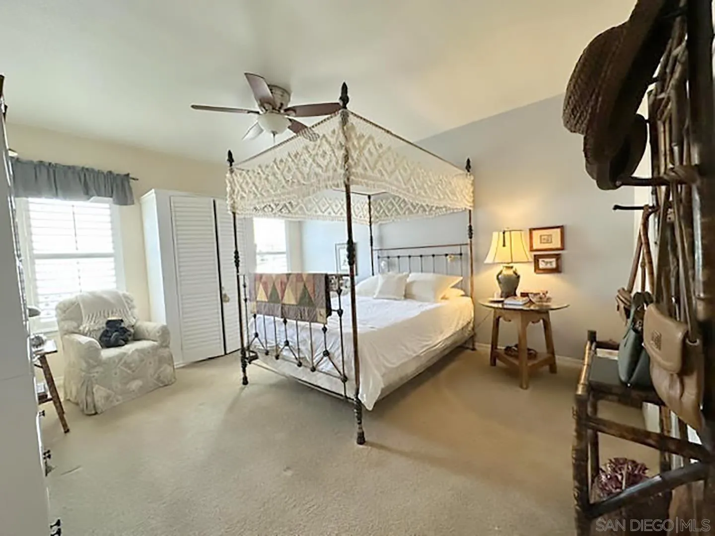 https://cdn.realtyfeed.com/cdn/127/260022440/1a9e455cd5443bd6fc966dbbd917db8e.webp