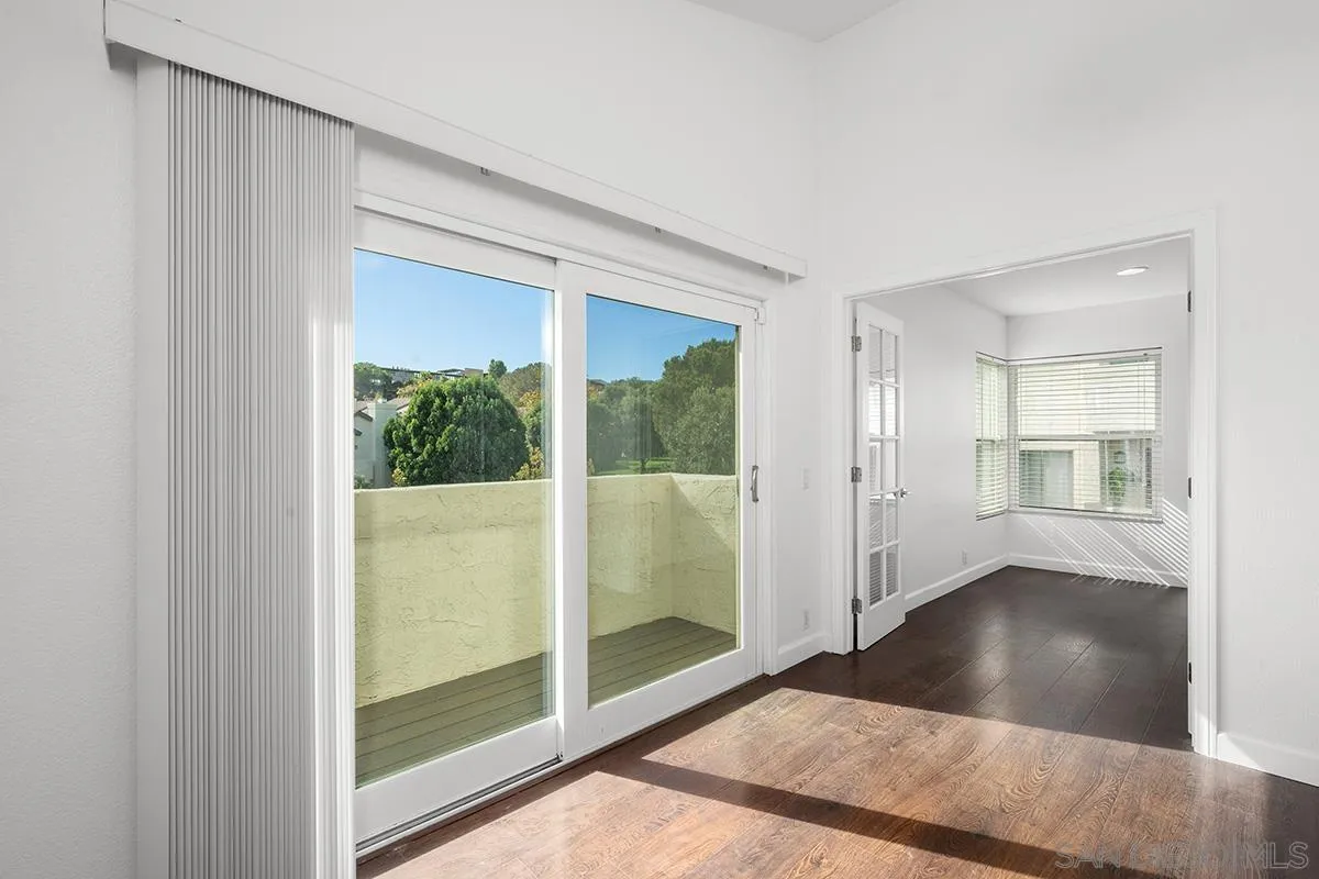 https://cdn.realtyfeed.com/cdn/127/260022448/93b2187cf067525bdd3a070b6e5ea332.webp