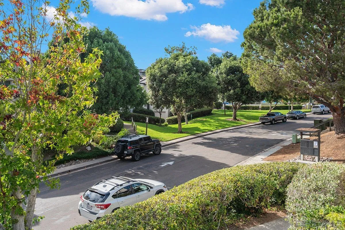 https://cdn.realtyfeed.com/cdn/127/260022448/9be83a4245586d2e9f5a94c1f7129502.webp