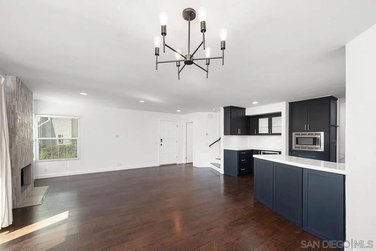 https://cdn.realtyfeed.com/cdn/127/260022448/a7109e4d7c6865b41a521c2f4da40aa8.webp