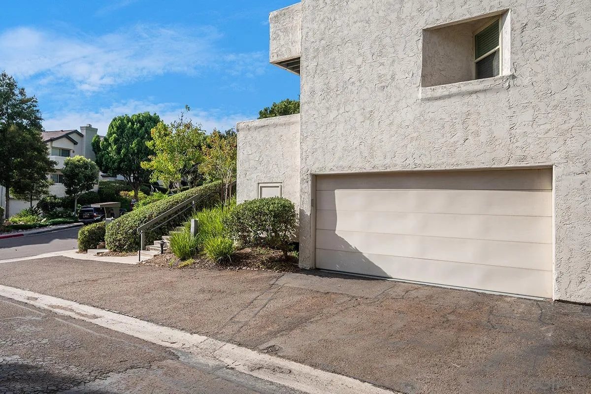 https://cdn.realtyfeed.com/cdn/127/260022448/b16499104aeeb27e1575859e2ae29e70.webp