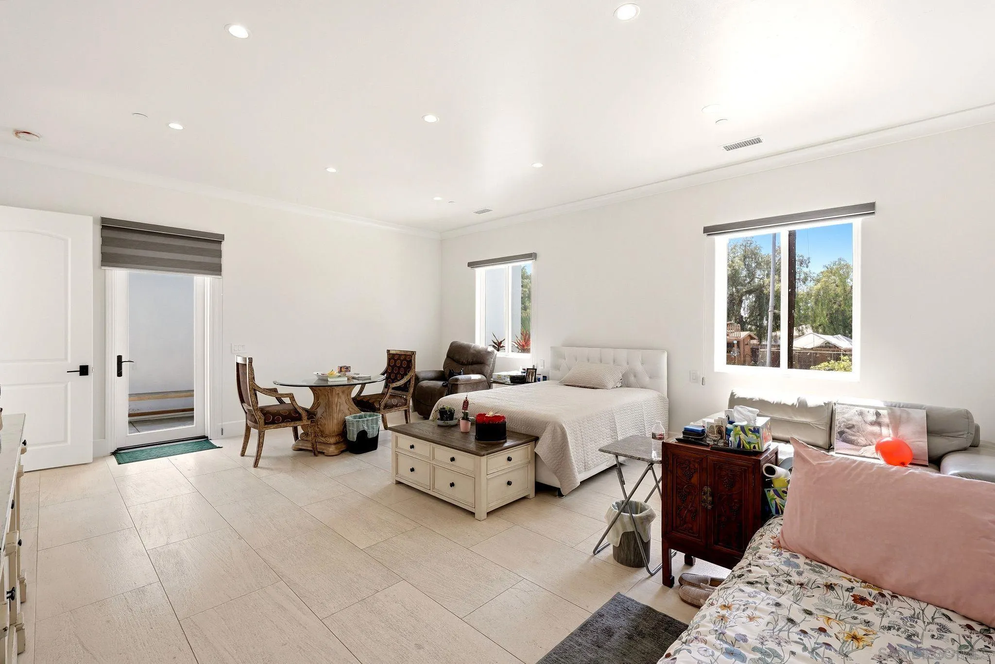 https://cdn.realtyfeed.com/cdn/127/260022451/11237fb3a22b530485b71ed9338b900d.webp