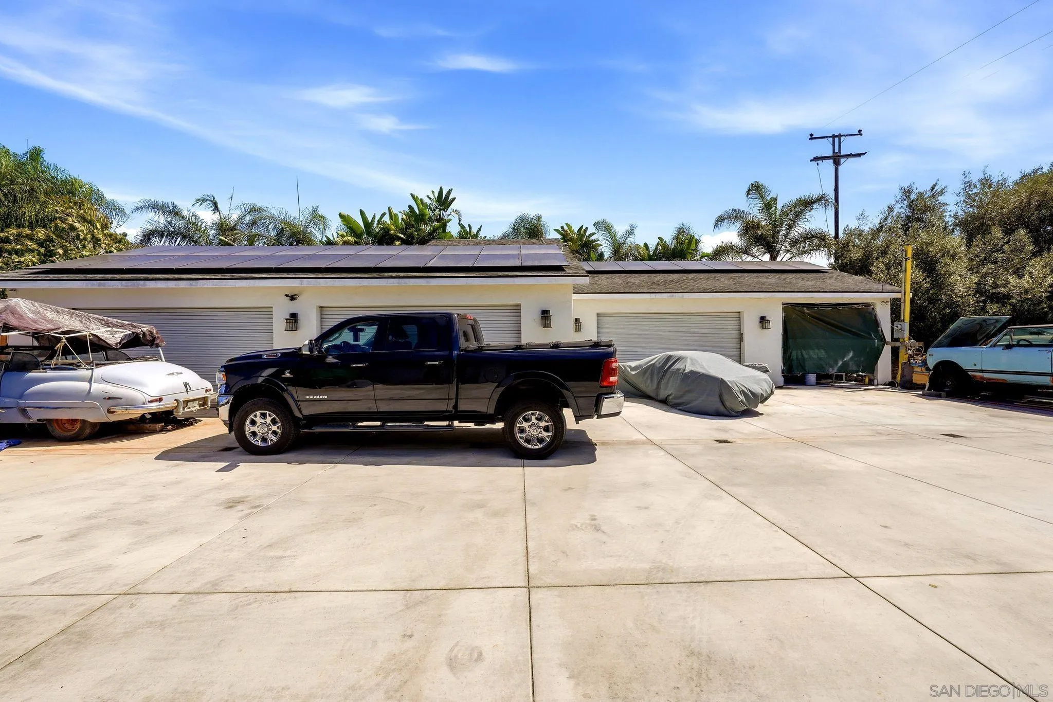 https://cdn.realtyfeed.com/cdn/127/260022451/149926d08b398b28b33e1b66b523bdd4.webp