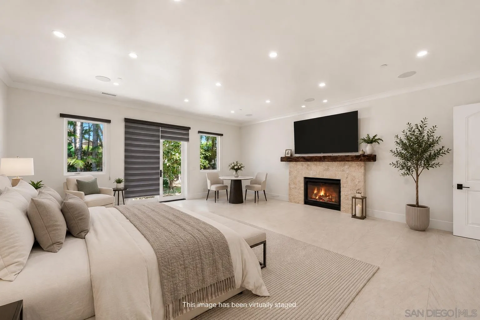 https://cdn.realtyfeed.com/cdn/127/260022451/21f215d5e4b2c9d653ec4e6b7a32da79.webp