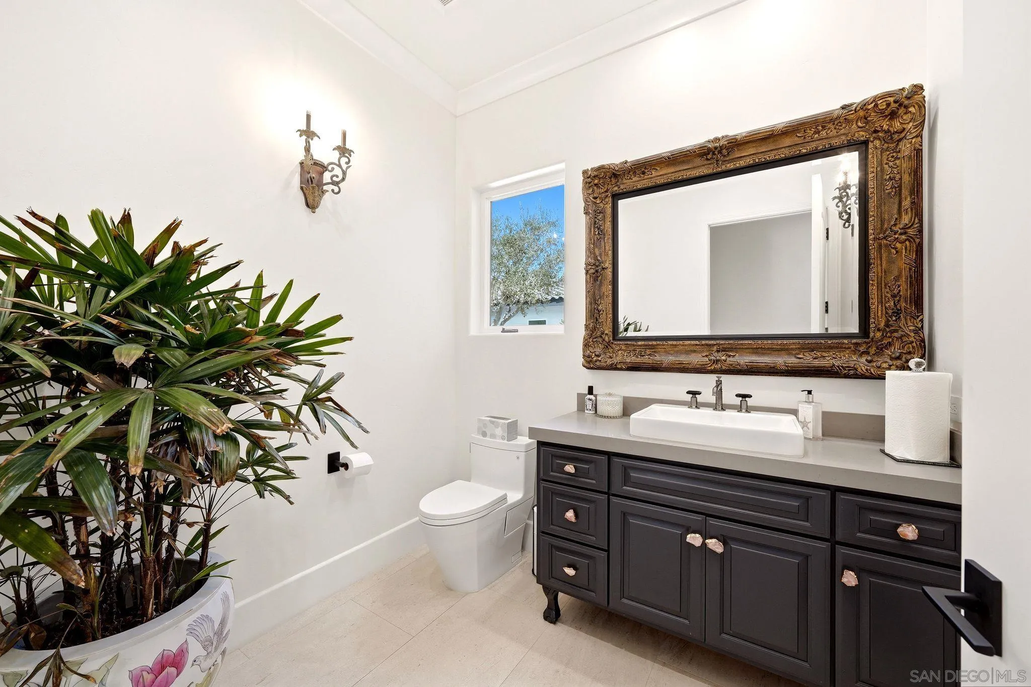 https://cdn.realtyfeed.com/cdn/127/260022451/5aa79cd1e41243daad8814a607ed655e.webp