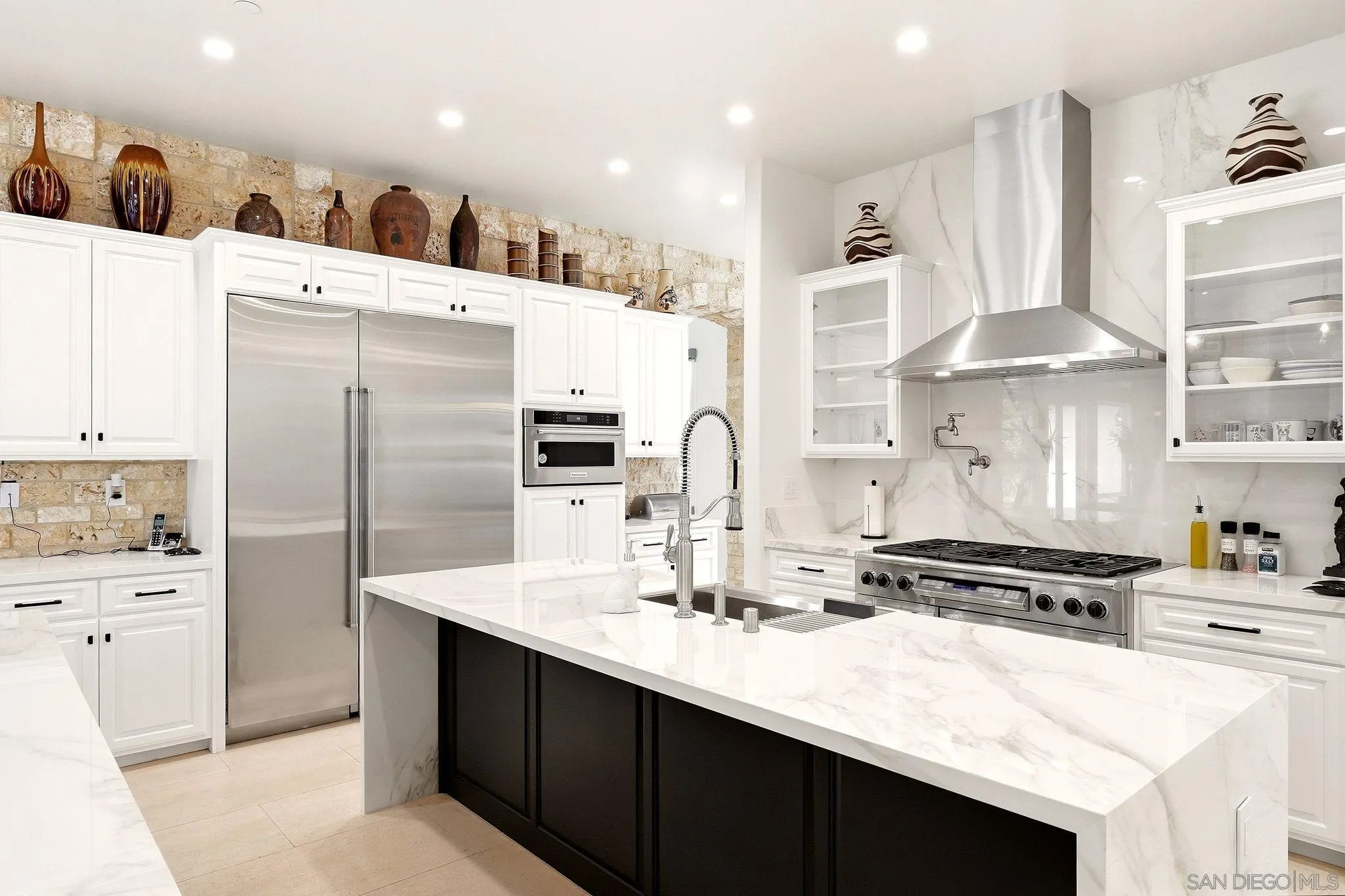 https://cdn.realtyfeed.com/cdn/127/260022451/73733852230ce9137ffa1d11a2c7bd29.webp