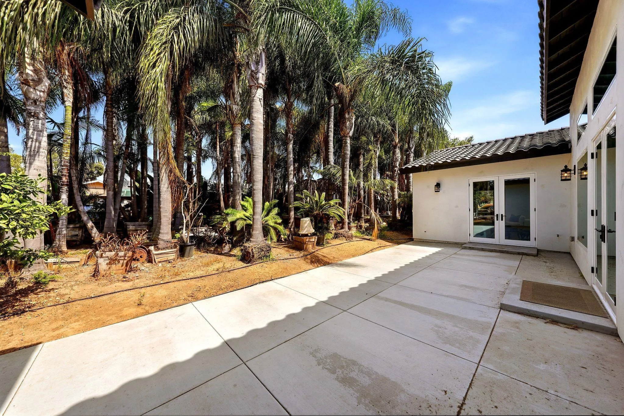 https://cdn.realtyfeed.com/cdn/127/260022451/8dae6386de367bf627f5f070329763dd.webp
