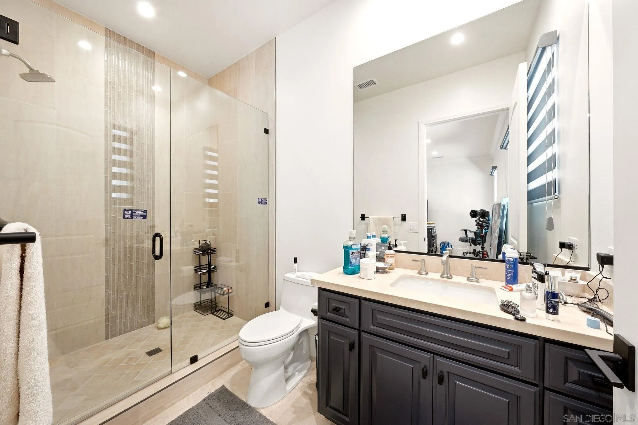 https://cdn.realtyfeed.com/cdn/127/260022451/a7f0a14a148dca8d27305e1a91ab9ad9.webp