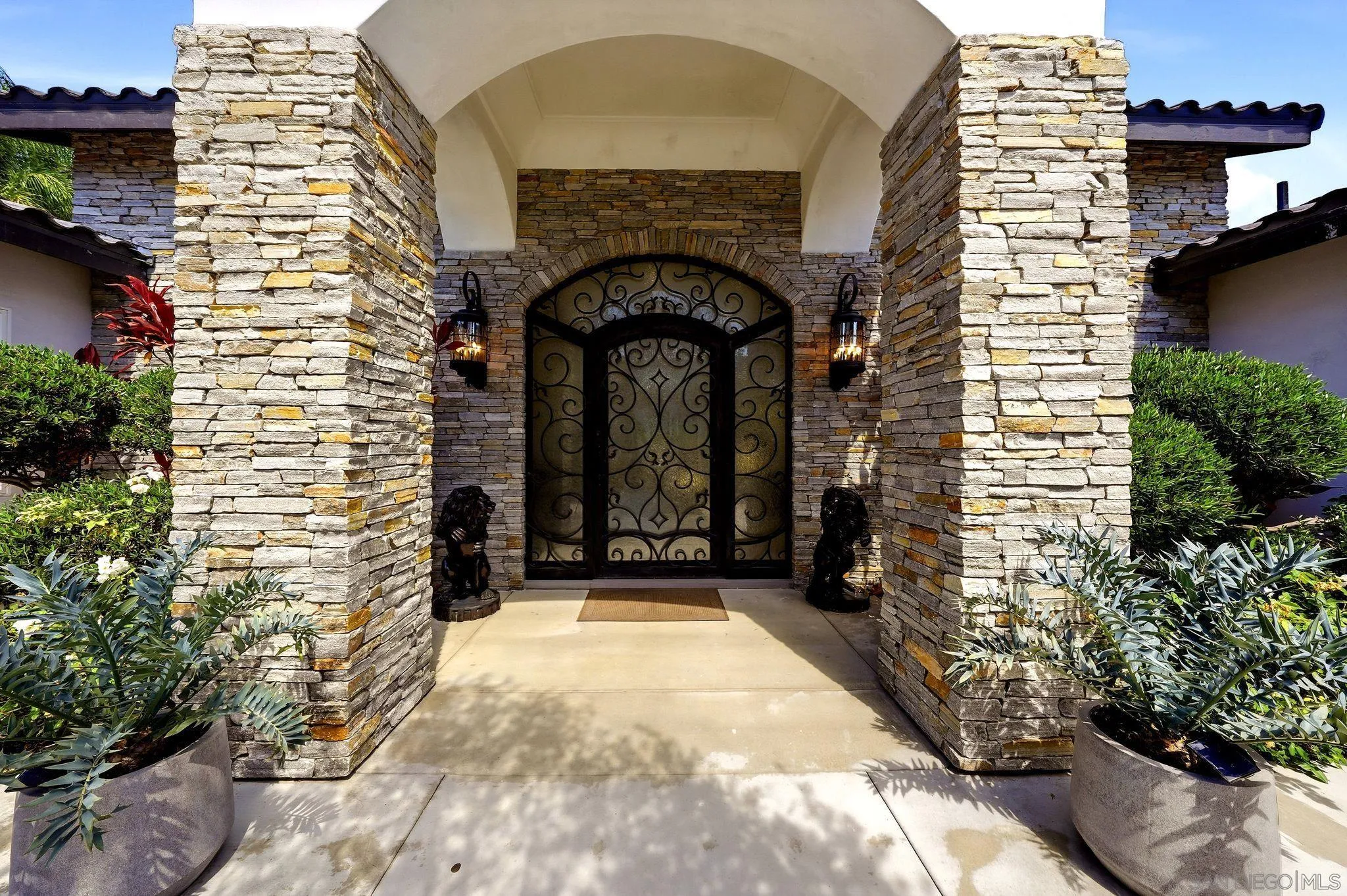 https://cdn.realtyfeed.com/cdn/127/260022451/ba697972e3b474621babc63251d5bf60.webp