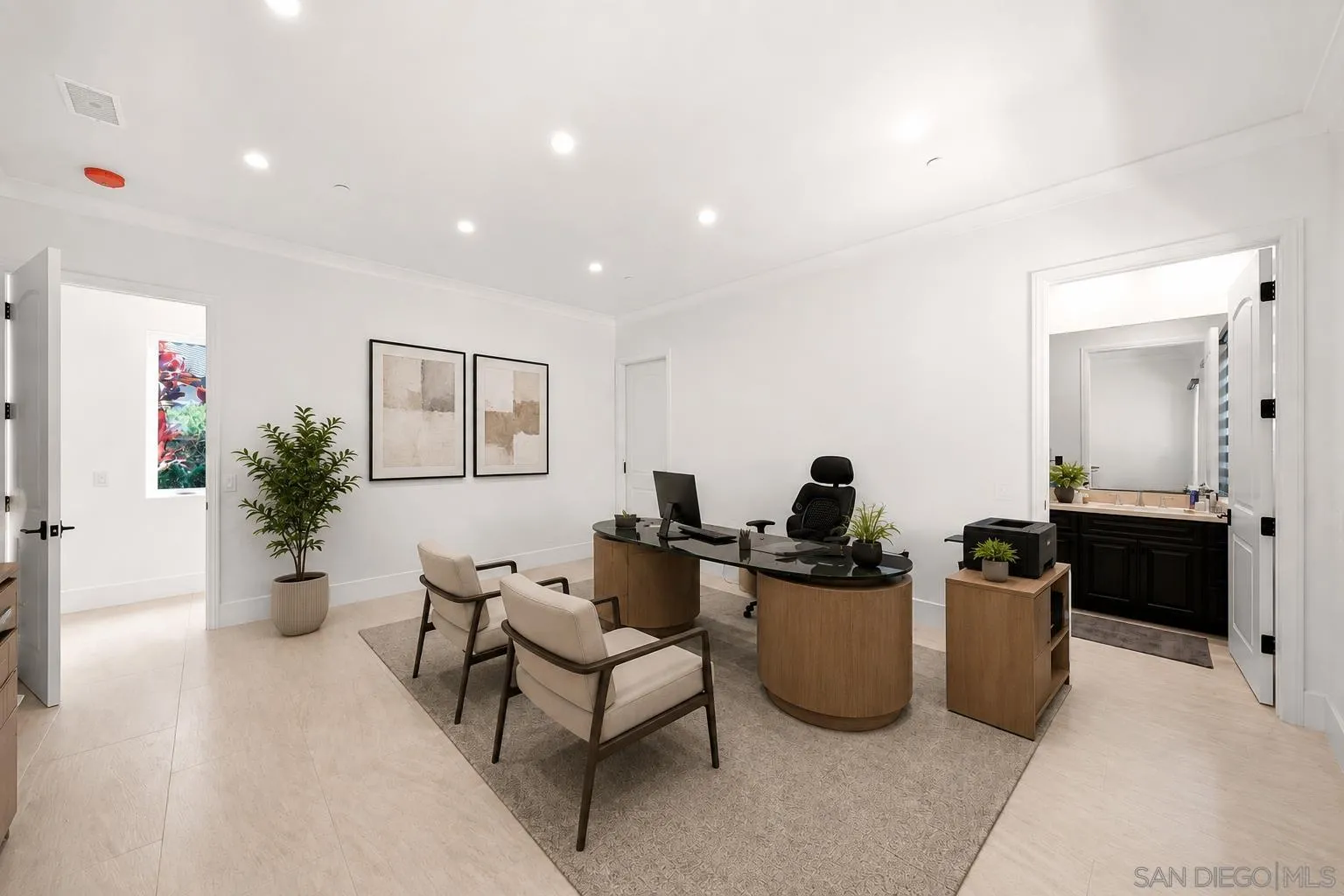 https://cdn.realtyfeed.com/cdn/127/260022451/bda18b7ff18ab7c79b92156f7e428d1c.webp