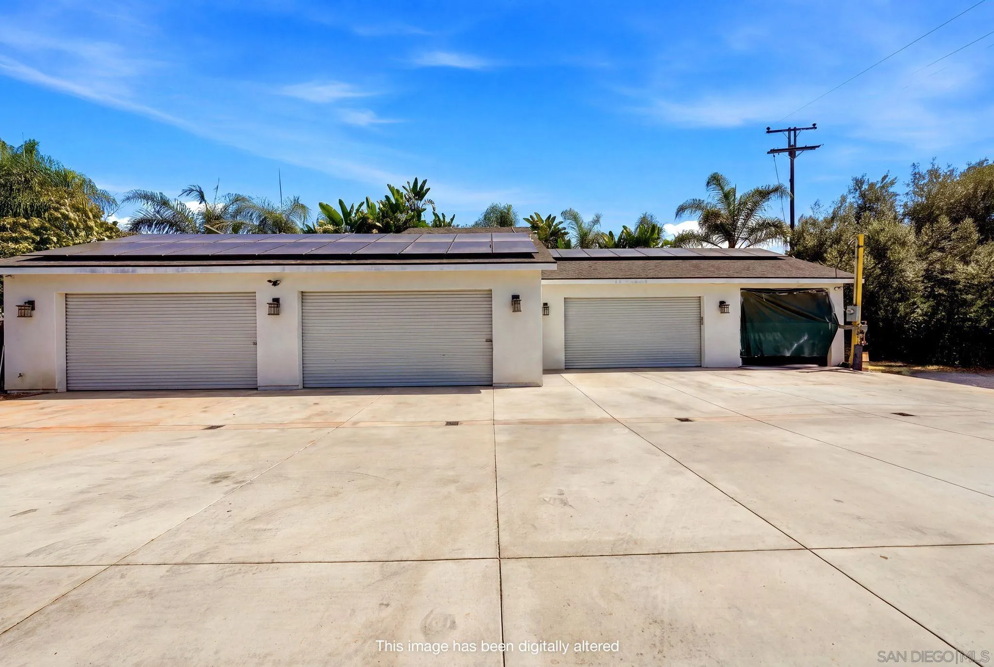 https://cdn.realtyfeed.com/cdn/127/260022451/c842c5e5d42667338bc08da52ede43b0.webp