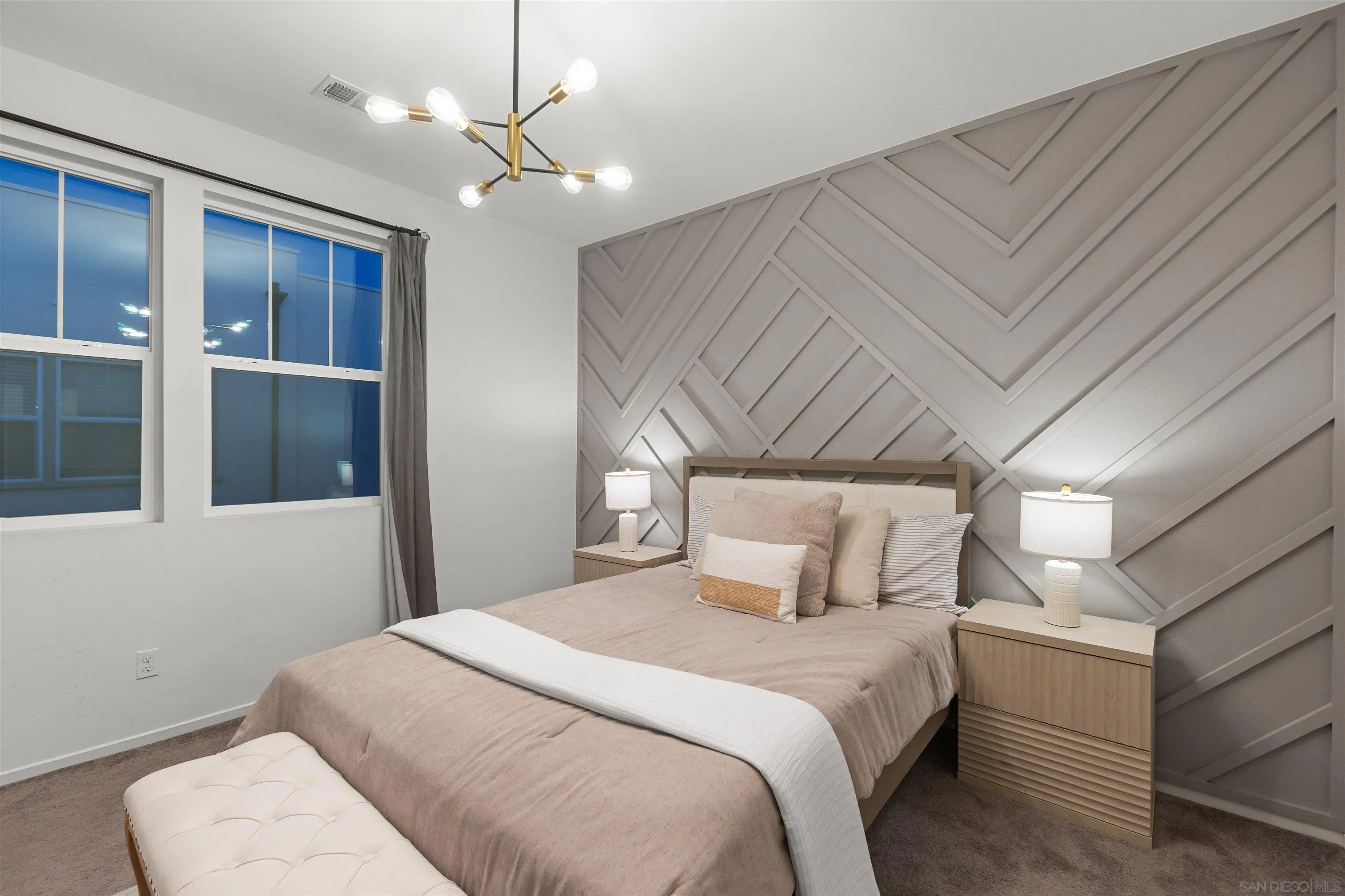 https://cdn.realtyfeed.com/cdn/127/260022455/b73663c8ed40bc05dfdc7d9337eed6cf.webp