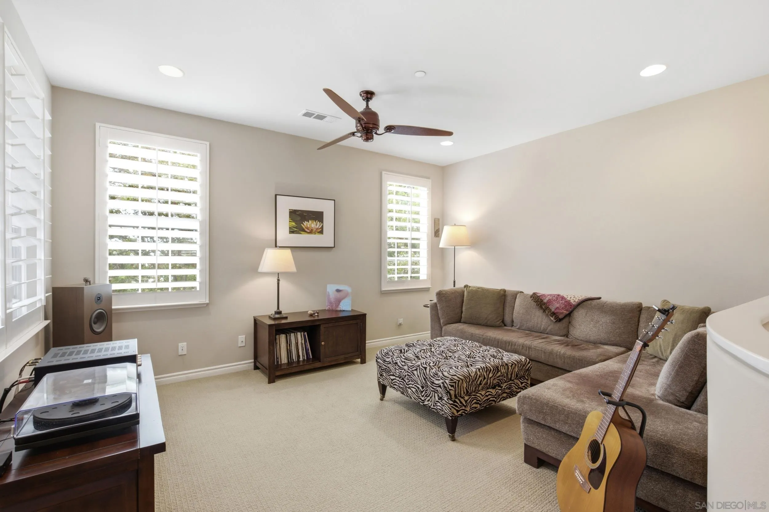 https://cdn.realtyfeed.com/cdn/127/260022456/08f65658dd05370d6424d05b2ed6d45a.webp