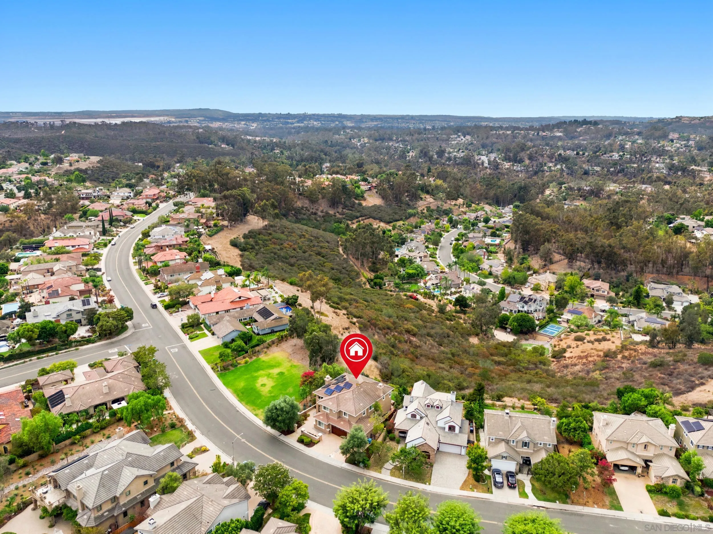 https://cdn.realtyfeed.com/cdn/127/260022456/21ae4b8c457d65914b2bbd175c53a69c.webp