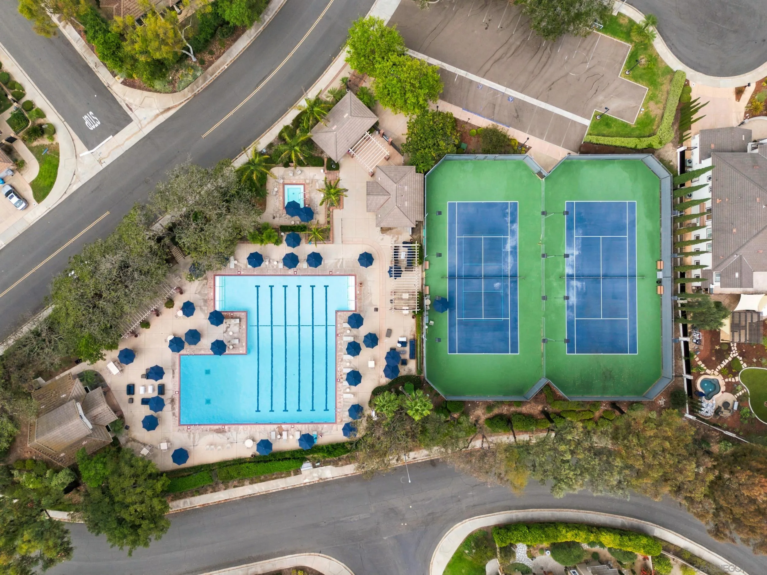 https://cdn.realtyfeed.com/cdn/127/260022456/5245d808461206c4953ebedfa44f5343.webp