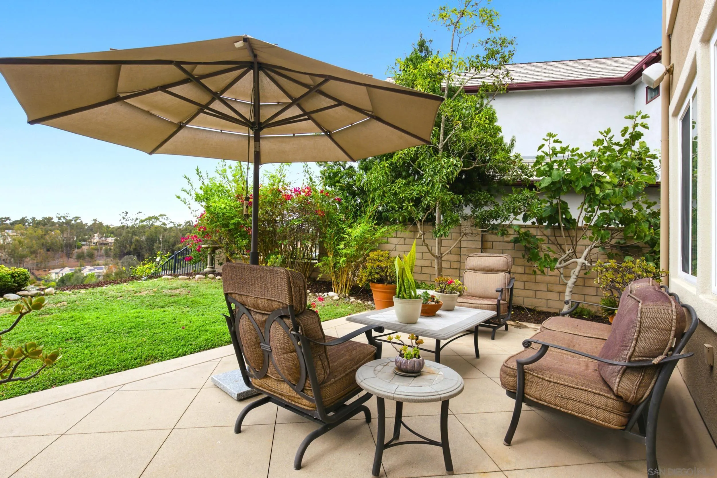 https://cdn.realtyfeed.com/cdn/127/260022456/54d5dfb1eade768572e71ddd09eca36a.webp